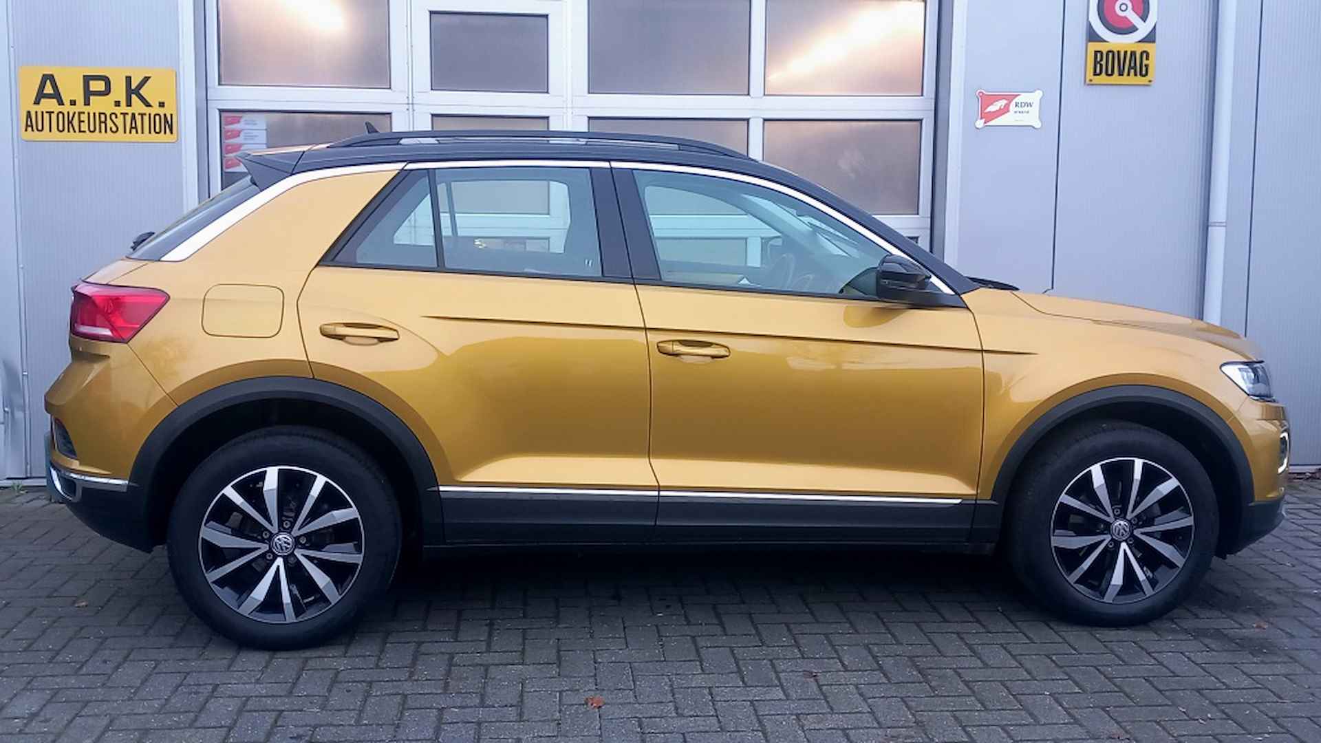 Volkswagen T-Roc 1.0 TSI Style Bns*navi*virtuel*led*camera*pano*keyless* - 12/36