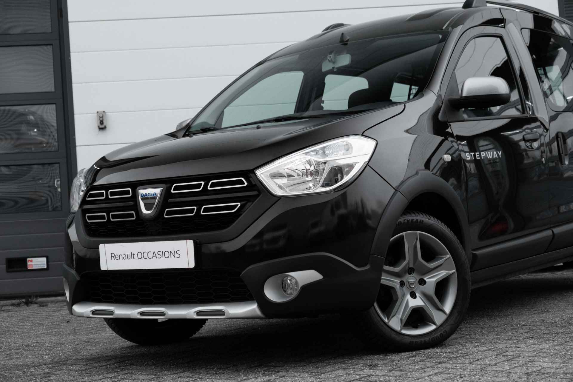 Dacia Dokker TCe 130 PK Stepway | Camera achter | Stoelverwarming | Navigatie | Apple CarPlay en Android auto | incl. Bovag rijklaarpakket met 12 maanden garantie - 19/49