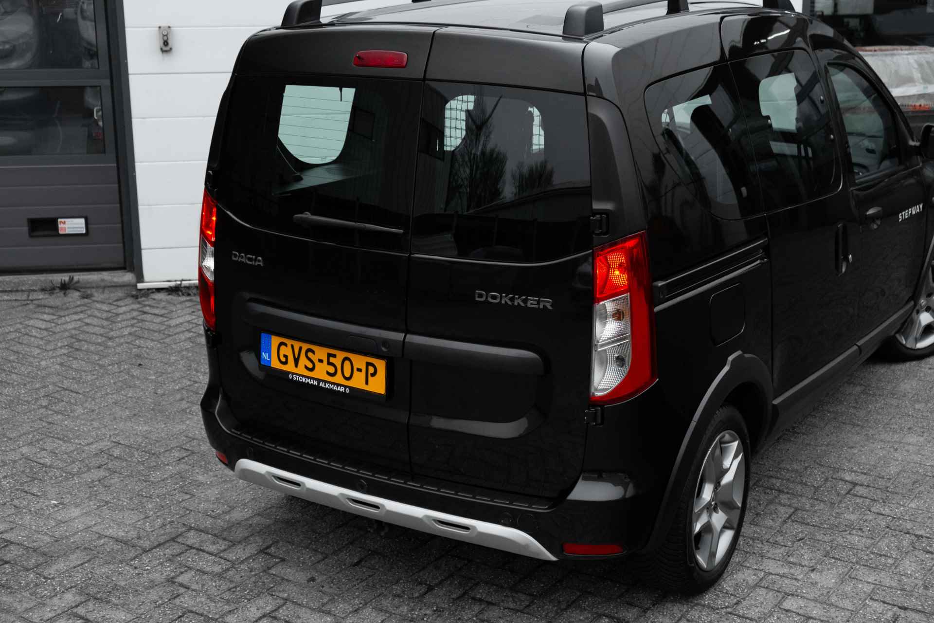 Dacia Dokker TCe 130 PK Stepway | Camera achter | Stoelverwarming | Navigatie | Apple CarPlay en Android auto | incl. Bovag rijklaarpakket met 12 maanden garantie - 20/49