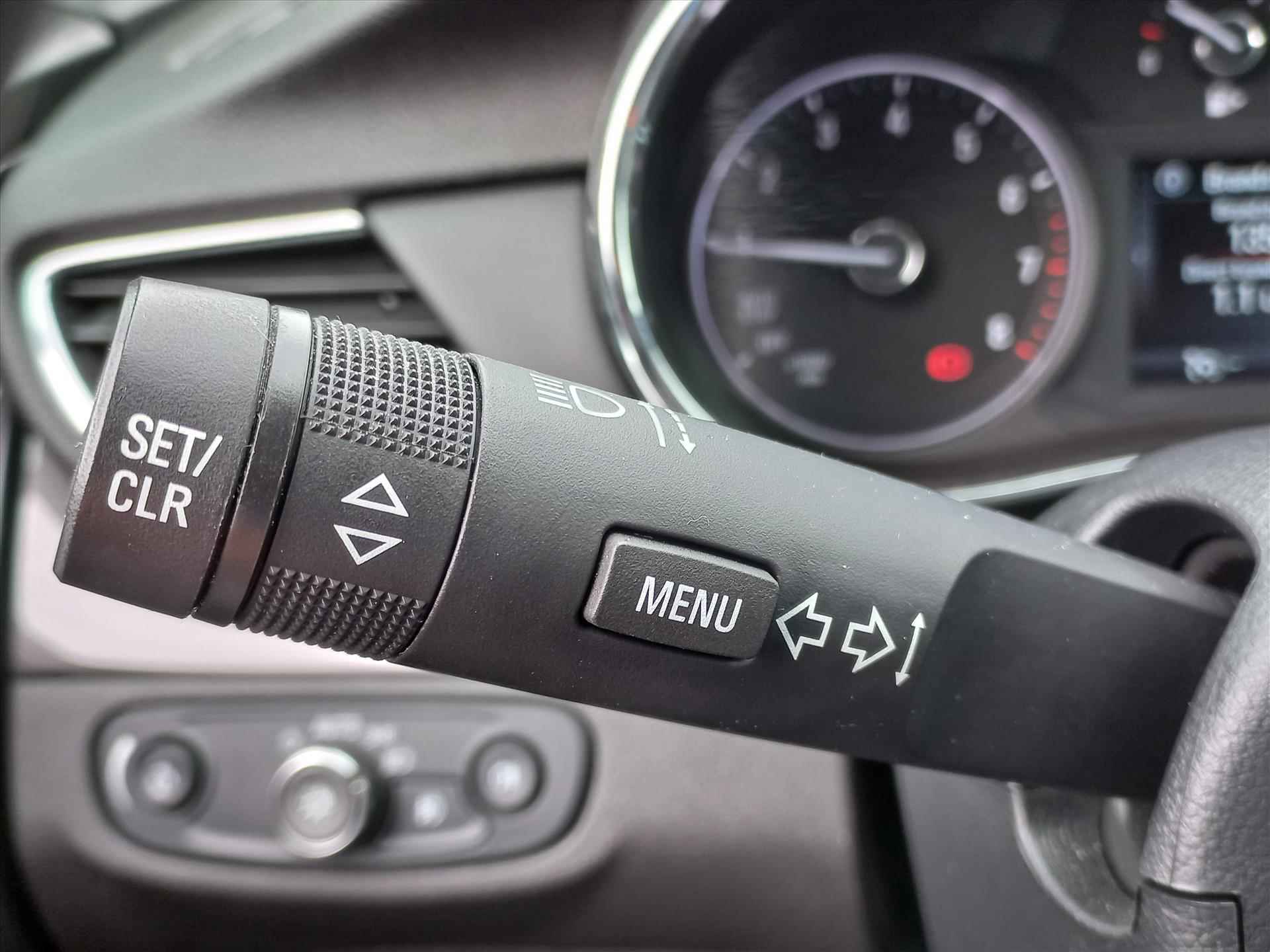 Opel Mokka X 1.4T 140pk INNOVATION | Climate control | Navigatie | Open dak | Leer | Winterpack | Trekhaak | 19" Lm velgen | Camera - 28/48