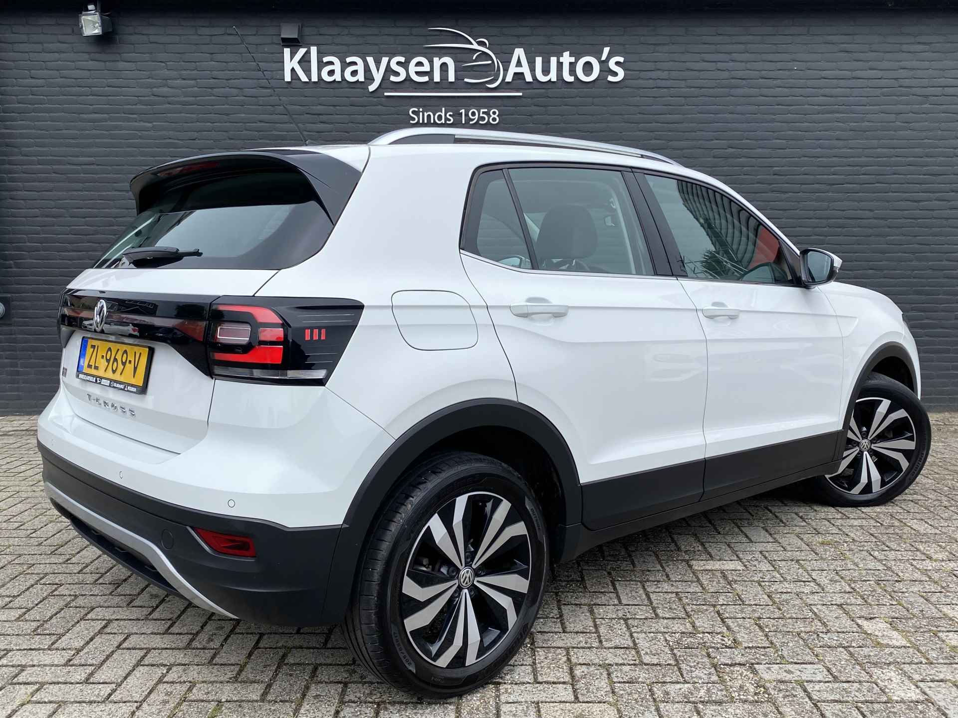 Volkswagen T-Cross 1.0 TSI Style 116 pk | navigatie | climate control | adaptieve cruise | apple carplay | parkeersensoren - 6/41