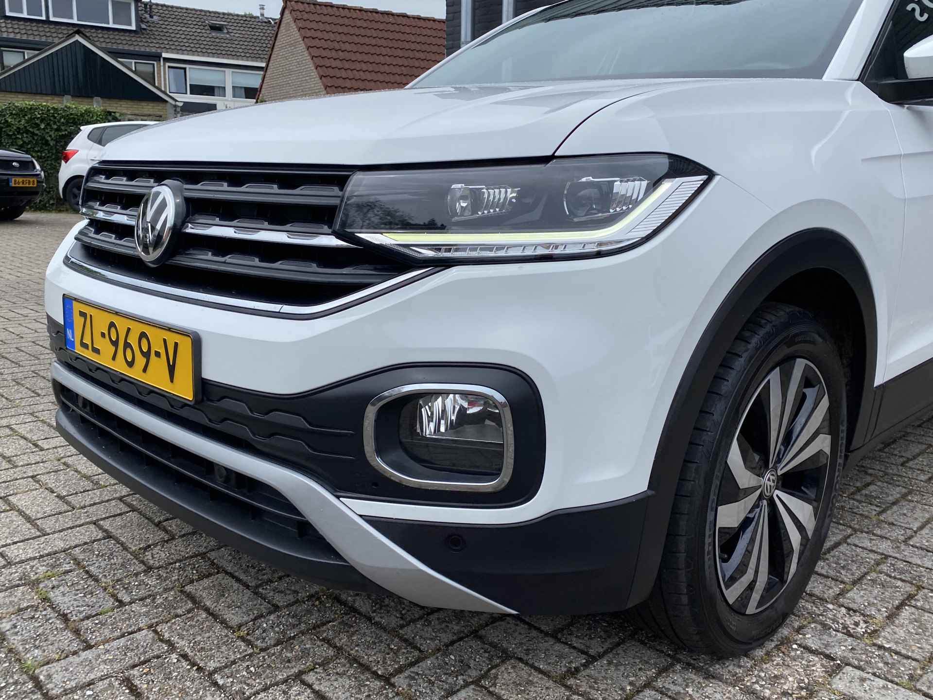 Volkswagen T-Cross 1.0 TSI Style 116 pk | navigatie | climate control | adaptieve cruise | apple carplay | parkeersensoren - 12/41