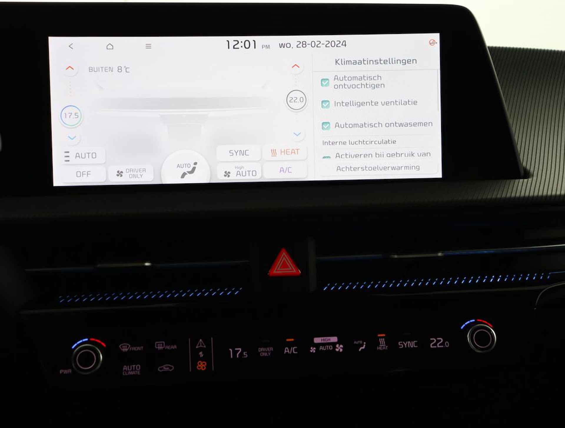 Kia Ev6 GT-Line 77.4 kWh - Elektrisch glazen schuif-/kanteldak - Apple Carplay/Android Auto - Fabrieksgarantie tot 05-2029 - 27/77