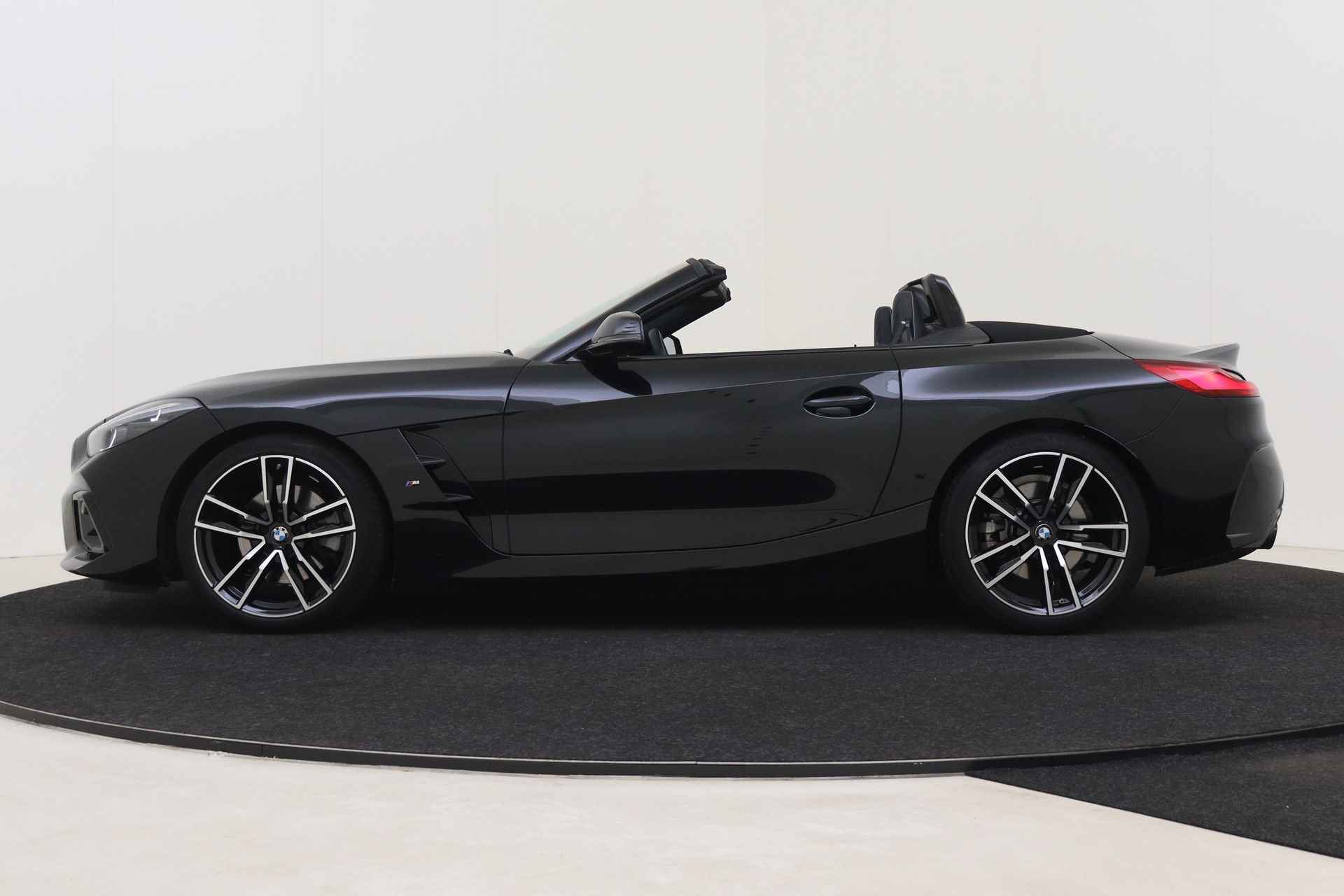 BMW Z4 Roadster sDrive20i High Executive M Sport Automaat / Stoelverwarming / Verwarmd stuurwiel / Head-Up / Comfort Access / Live Cockpit Professional / Parking Assistant - 15/66