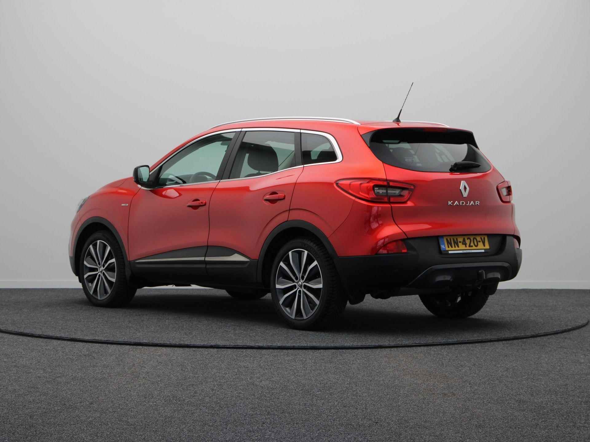 Renault Kadjar 130pk TCe Bose | Trekhaak | Panoramadak | Navigatie | Parkeersensoren voor en achter | - 2/52