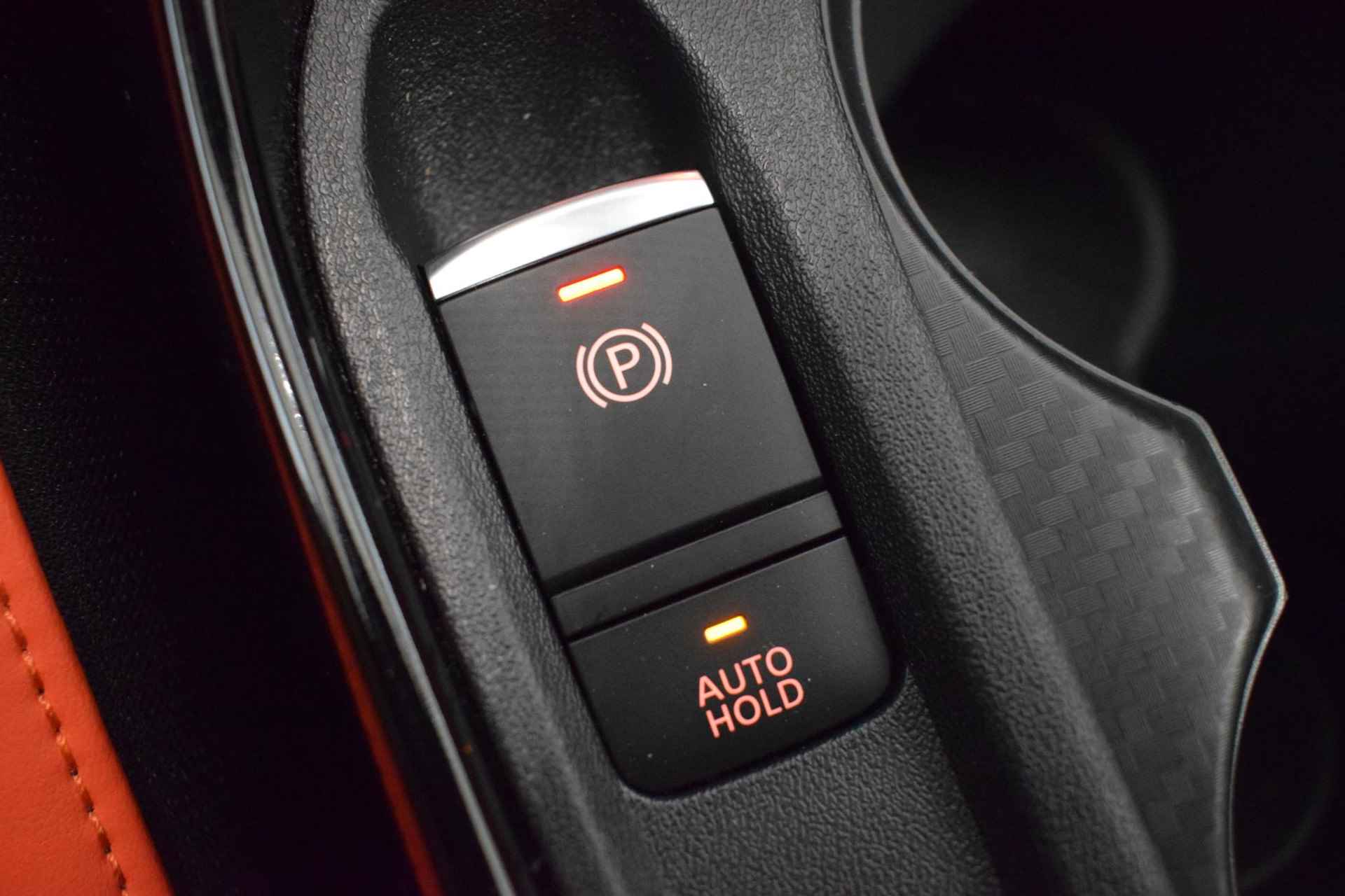 Nissan Juke 1.0 DIG-T N-Design | Achteruitrijcamera | Parkeersensoren | Bose audio | Cruise control | Navigatie | USB-aansluiting | Apple Carplay/Android auto | Lane keep assist | Keyless entry | Automatische regen/licht sensor | - 41/50