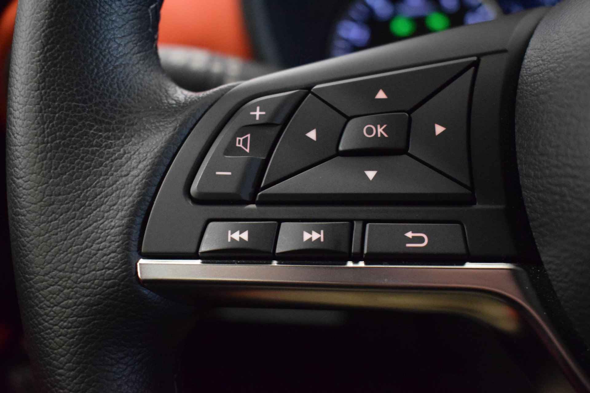 Nissan Juke 1.0 DIG-T N-Design | Achteruitrijcamera | Parkeersensoren | Bose audio | Cruise control | Navigatie | USB-aansluiting | Apple Carplay/Android auto | Lane keep assist | Keyless entry | Automatische regen/licht sensor | - 42/50