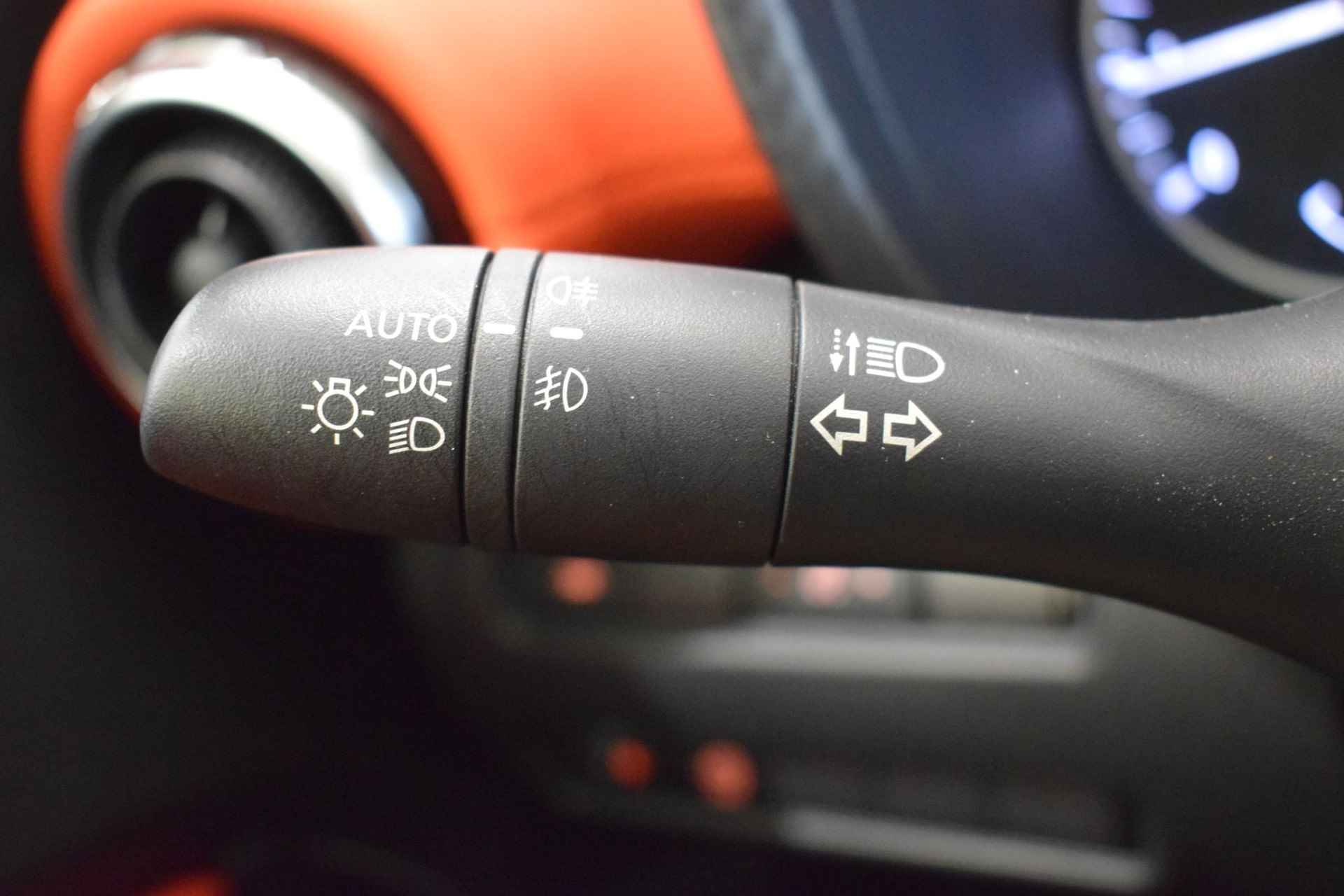 Nissan Juke 1.0 DIG-T N-Design | Achteruitrijcamera | Parkeersensoren | Bose audio | Cruise control | Navigatie | USB-aansluiting | Apple Carplay/Android auto | Lane keep assist | Keyless entry | Automatische regen/licht sensor | - 44/50