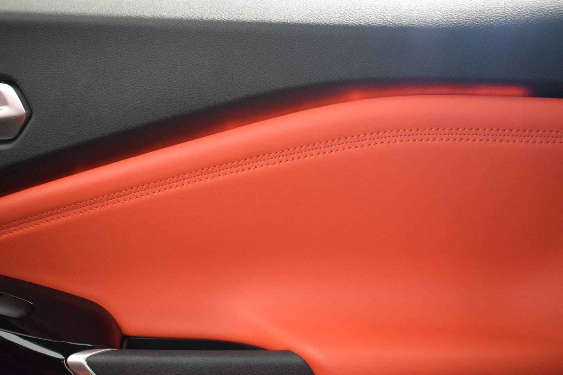 Nissan Juke 1.0 DIG-T N-Design | Achteruitrijcamera | Parkeersensoren | Bose audio | Cruise control | Navigatie | USB-aansluiting | Apple Carplay/Android auto | Lane keep assist | Keyless entry | Automatische regen/licht sensor | - 48/50
