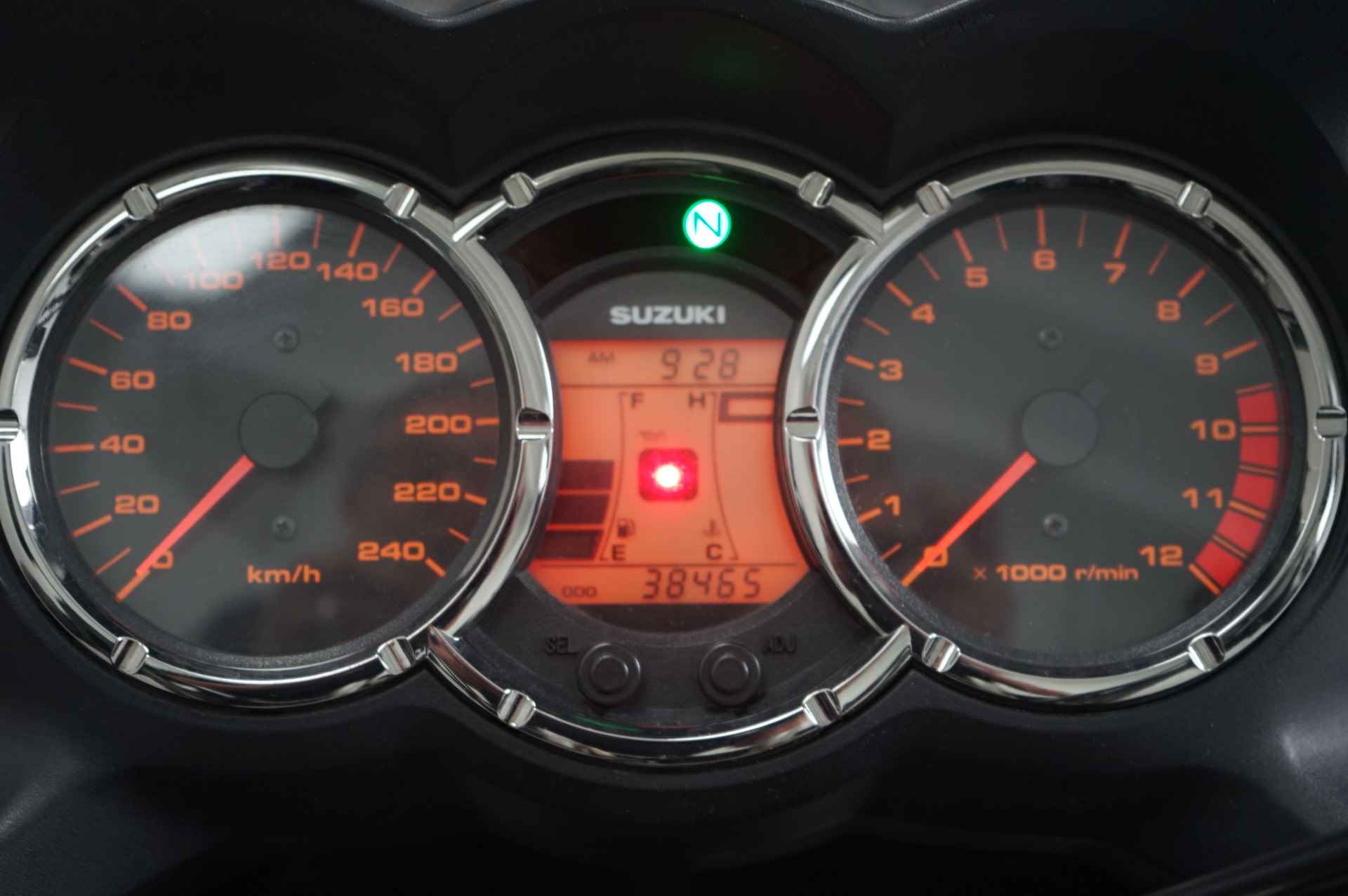 Suzuki DL 1000 V-STROM - 18/18