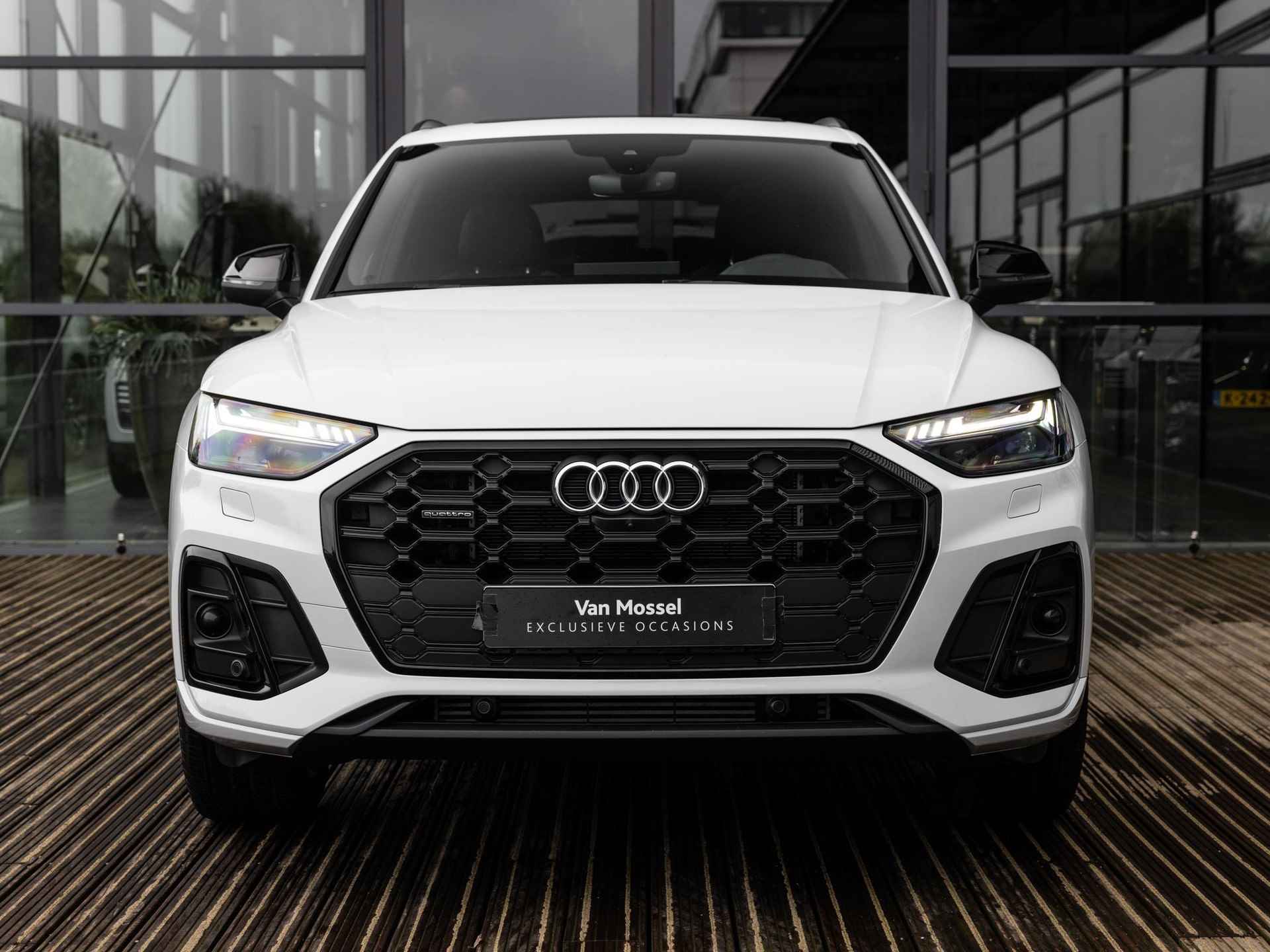 Audi Q5 55 TFSI e S edition Competition | PANORAMA/SCHUIF-KANTELDAK | B&O SOUNDSYSTEM | ZWART OPTIEK | 20 INCH | 2 X S-LINE | 360 CAMERA | ADAPTIVE CRUISE CONTROL | APPLE CARPLAY | LED MATRIX | - 4/51