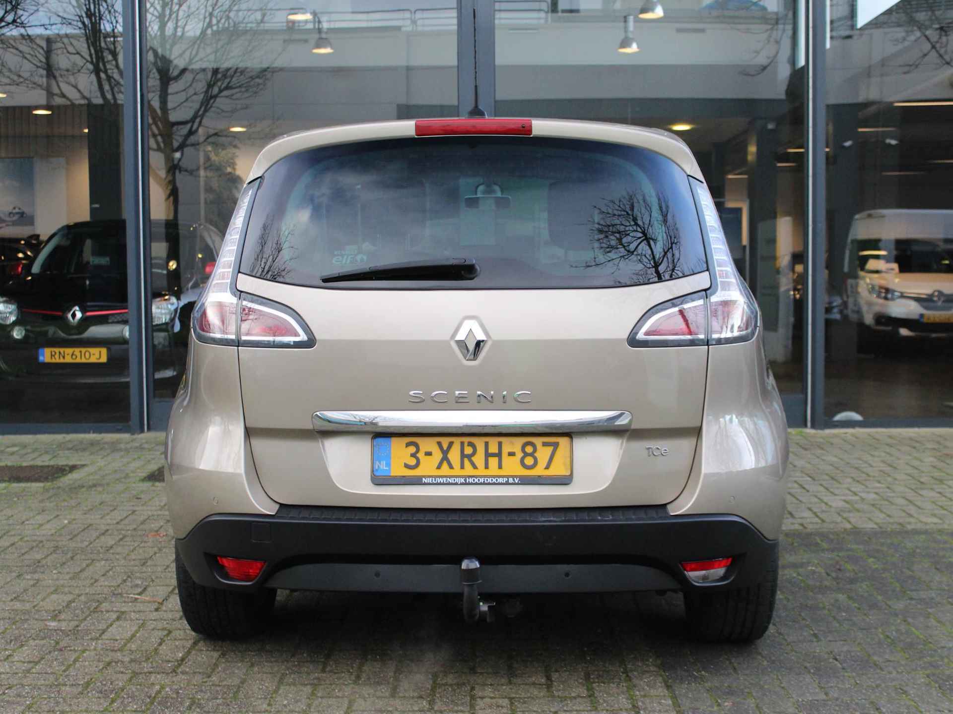 Renault Scénic 1.2 TCe R-Cinéma 115 / TREKHAAK / NAVI / CRUISE / CLIMATE / PDC / KEYLESS / BLUETOOTH / 16'' - 10/45