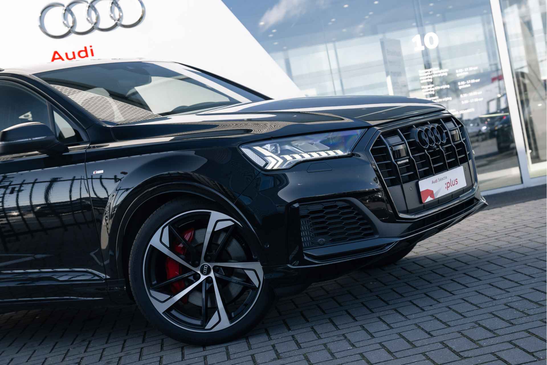 Audi Q7 60 TFSIe 462PK quattro pro Line S Competition | Adaptive cruise+emergency ass. | Trekhaak | Leder/Alcantara | 22" | Luchtvering - 21/38