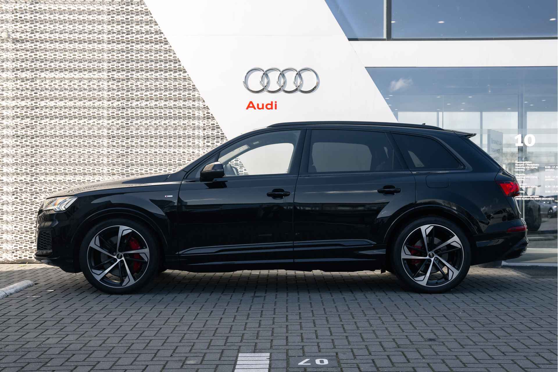 Audi Q7 60 TFSIe 462PK quattro pro Line S Competition | Adaptive cruise+emergency ass. | Trekhaak | Leder/Alcantara | 22" | Luchtvering - 27/38