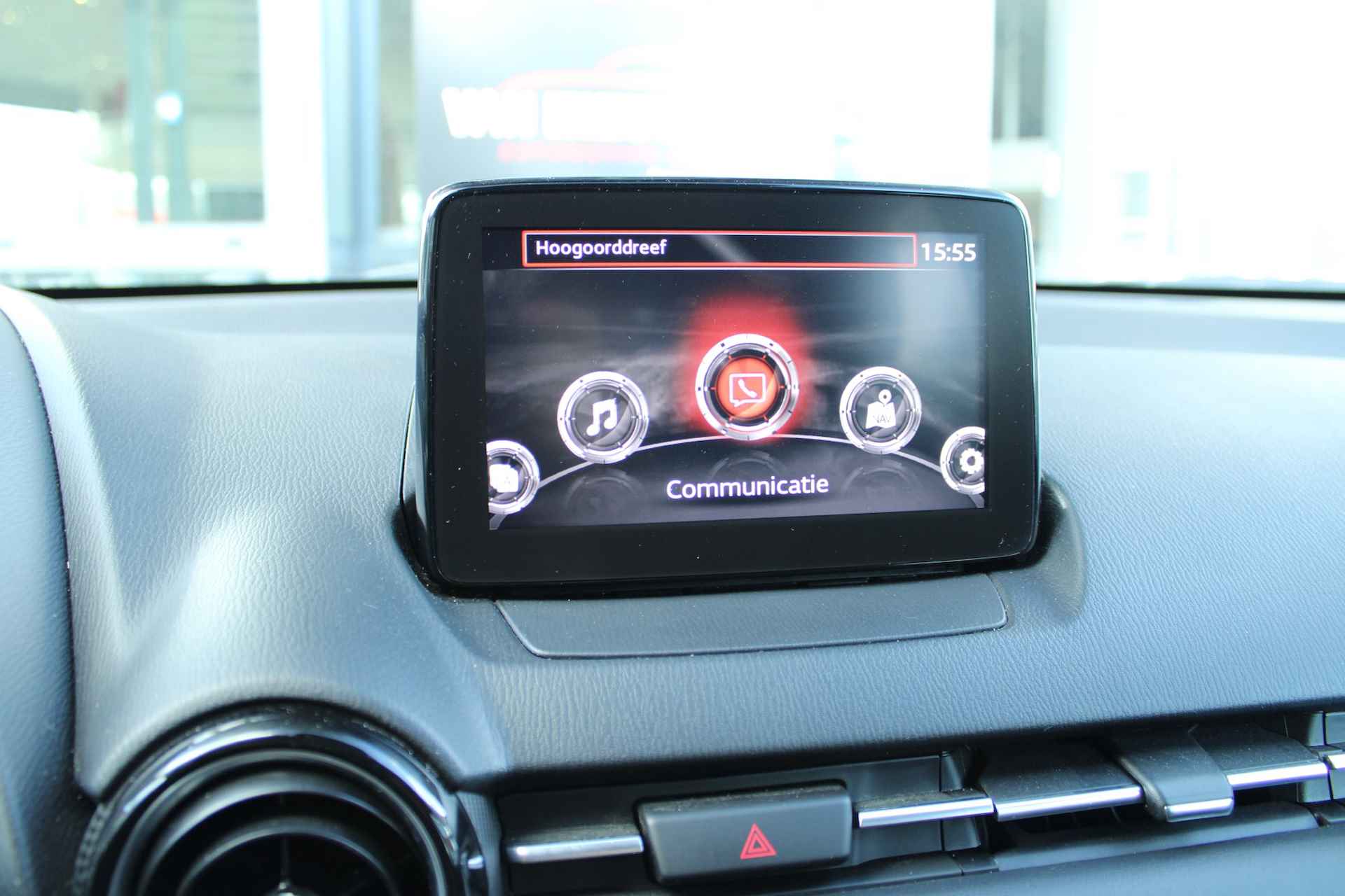 Mazda 2 1.5 SKYACTIV-G 90PK GT-M Driverpack HUD&Keyless Navigatie - 14/38