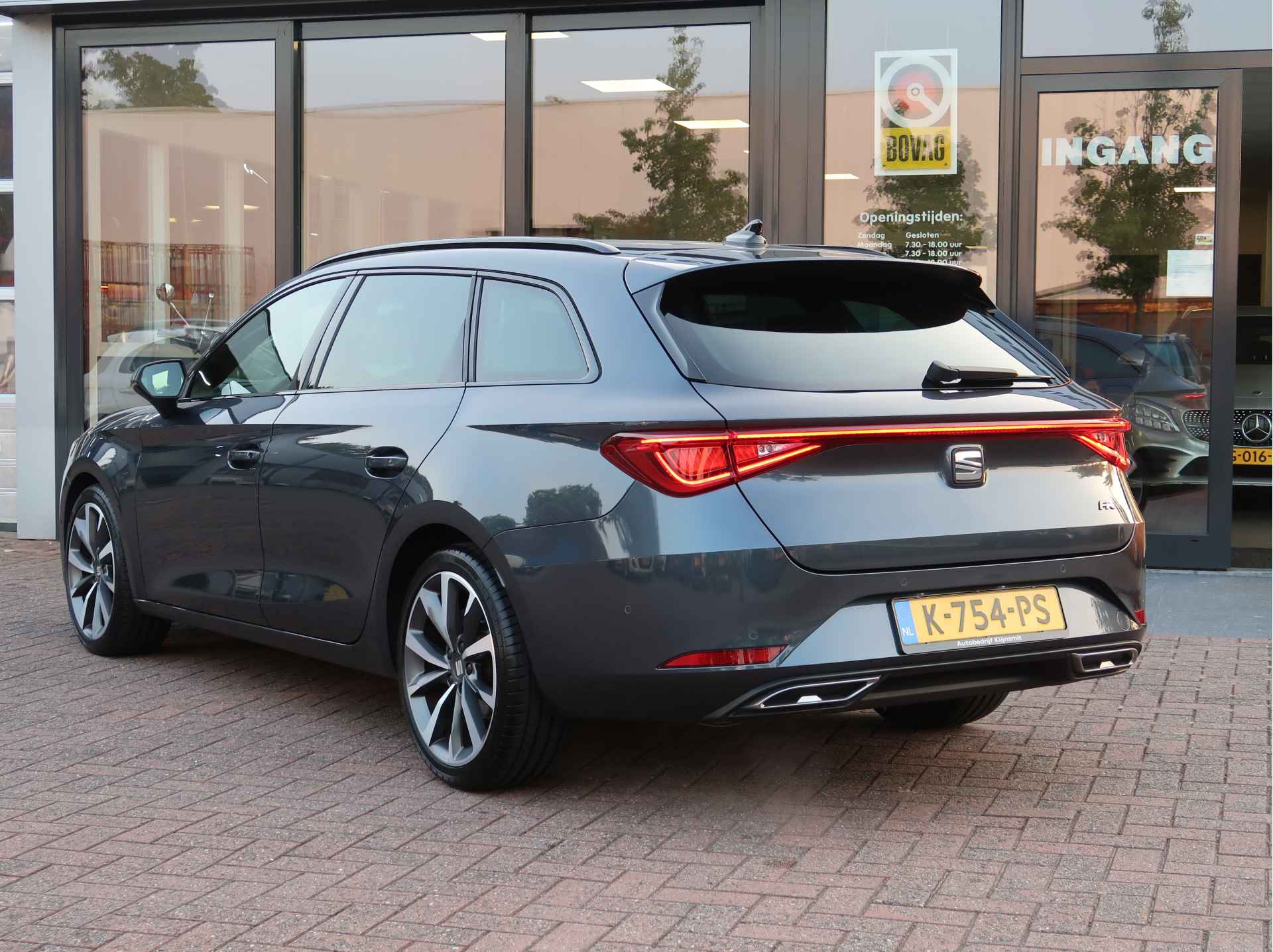 SEAT Leon Sportstourer 1.5 eTSI FR Launch Edition - 6/27