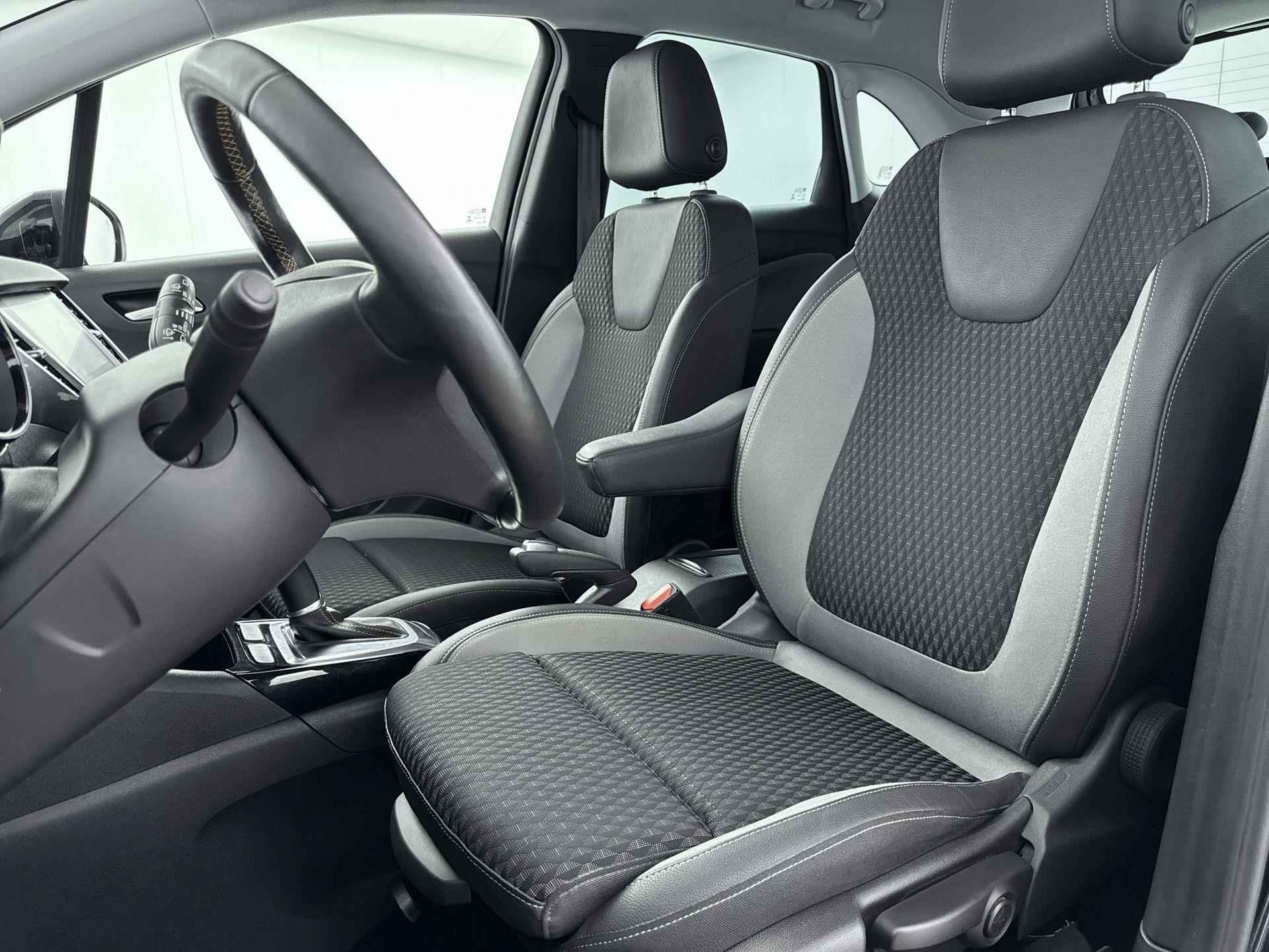 Opel Crossland X 1.2 110 pk Automaat Turbo Innovation | Navigatie | Camera | Trekhaak | Stoelverwarming | - 29/37