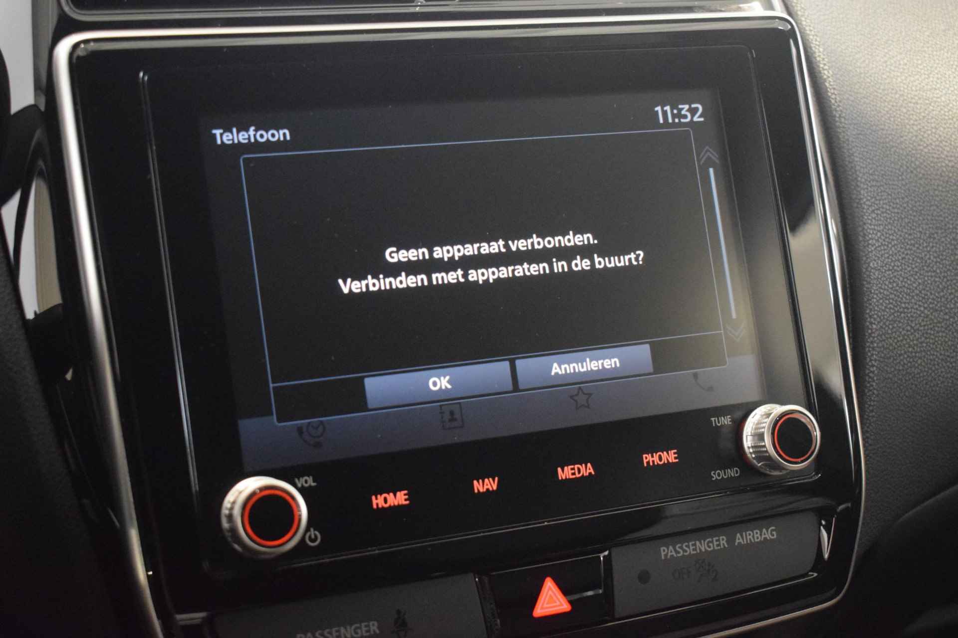 Mitsubishi ASX 2.0 Intense | Achteruitrijcamera | Parkeersensoren achter | Dodehoek detectie | Navigatie | Stoelverwarming | Apple Carplay/Android auto | Cruise control | Automatische regen/lichtsensor | Elektrische zijspiegels + ramen | - 31/44