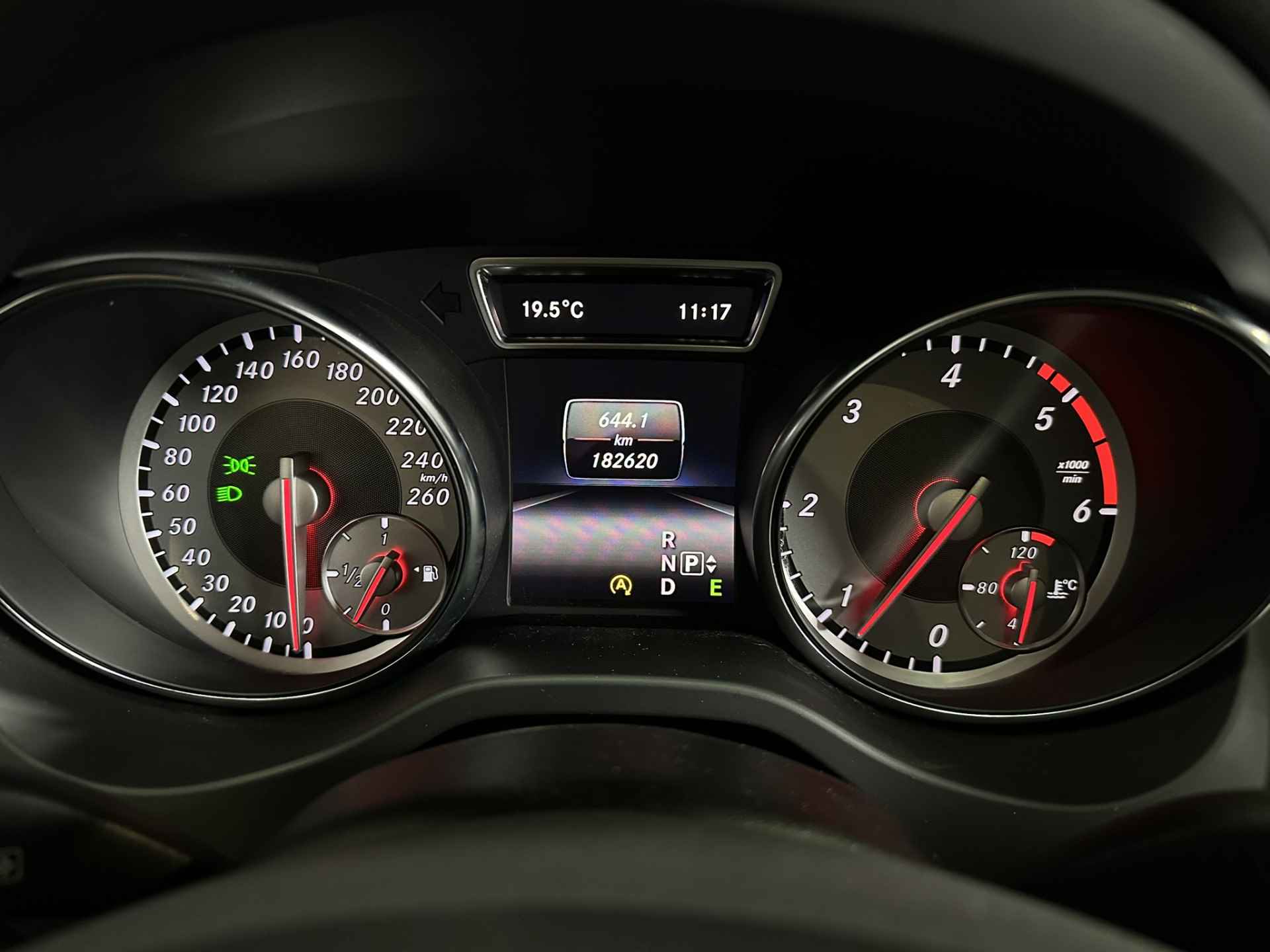 Mercedes-Benz CLA-Klasse Shooting Brake 220 CDI Prestige Airco ECC | Xenon | Harman Kardon | Panorama | Navigatie | Cruise control | Stoelverwarming | Isofix | - 20/41