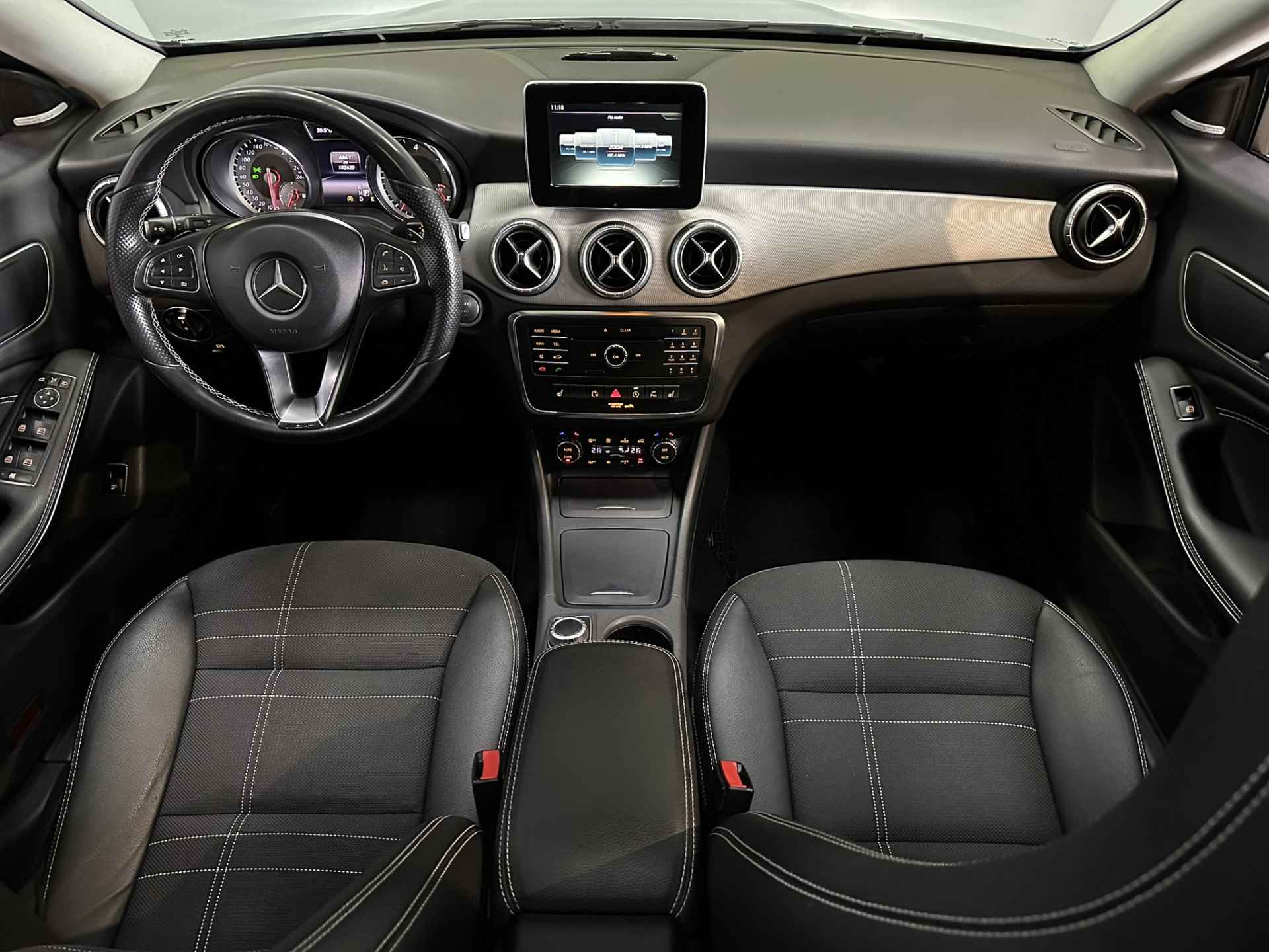 Mercedes-Benz CLA-Klasse Shooting Brake 220 CDI Prestige Airco ECC | Xenon | Harman Kardon | Panorama | Navigatie | Cruise control | Stoelverwarming | Isofix | - 30/41
