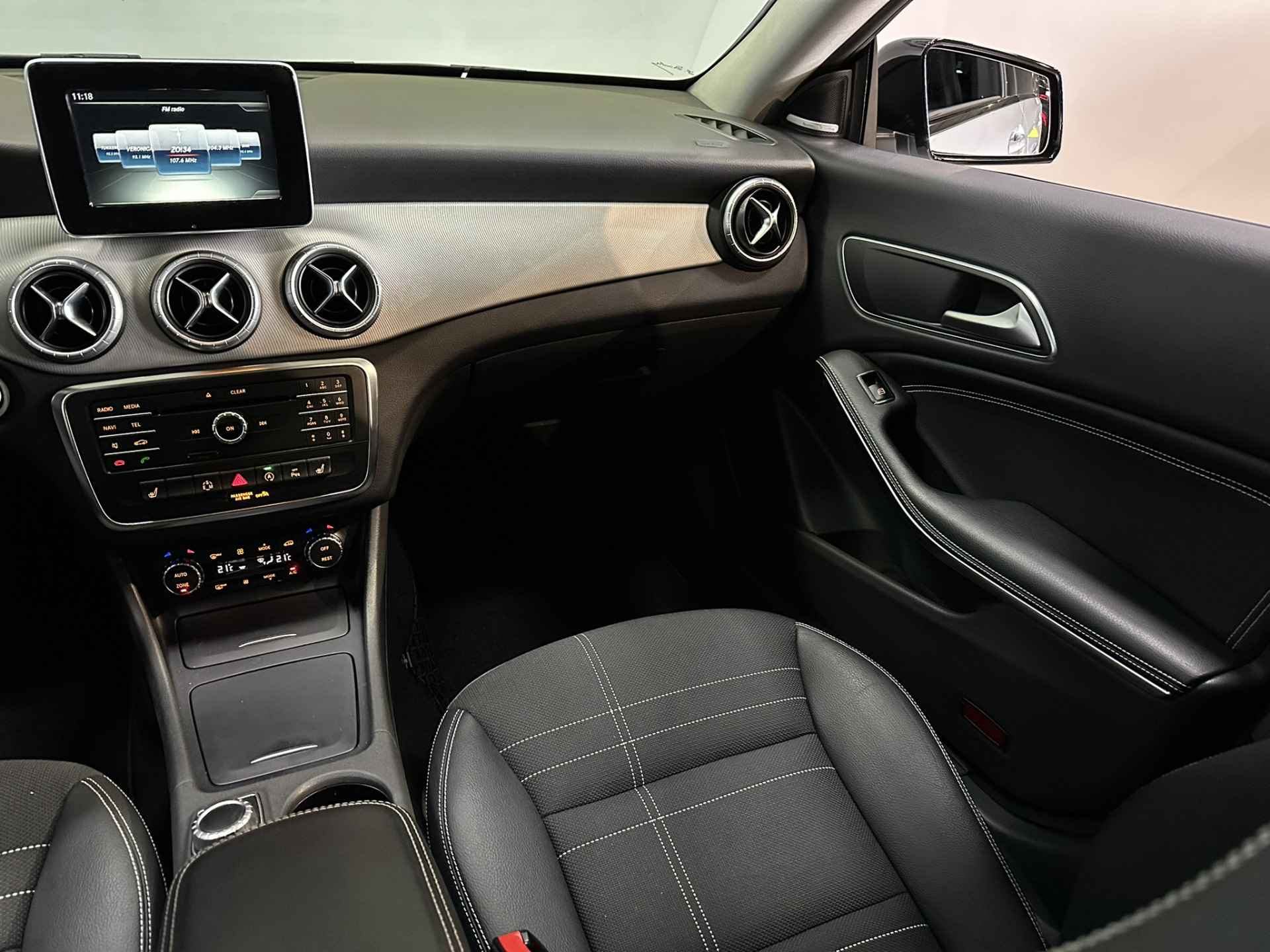 Mercedes-Benz CLA-Klasse Shooting Brake 220 CDI Prestige Airco ECC | Xenon | Harman Kardon | Panorama | Navigatie | Cruise control | Stoelverwarming | Isofix | - 31/41