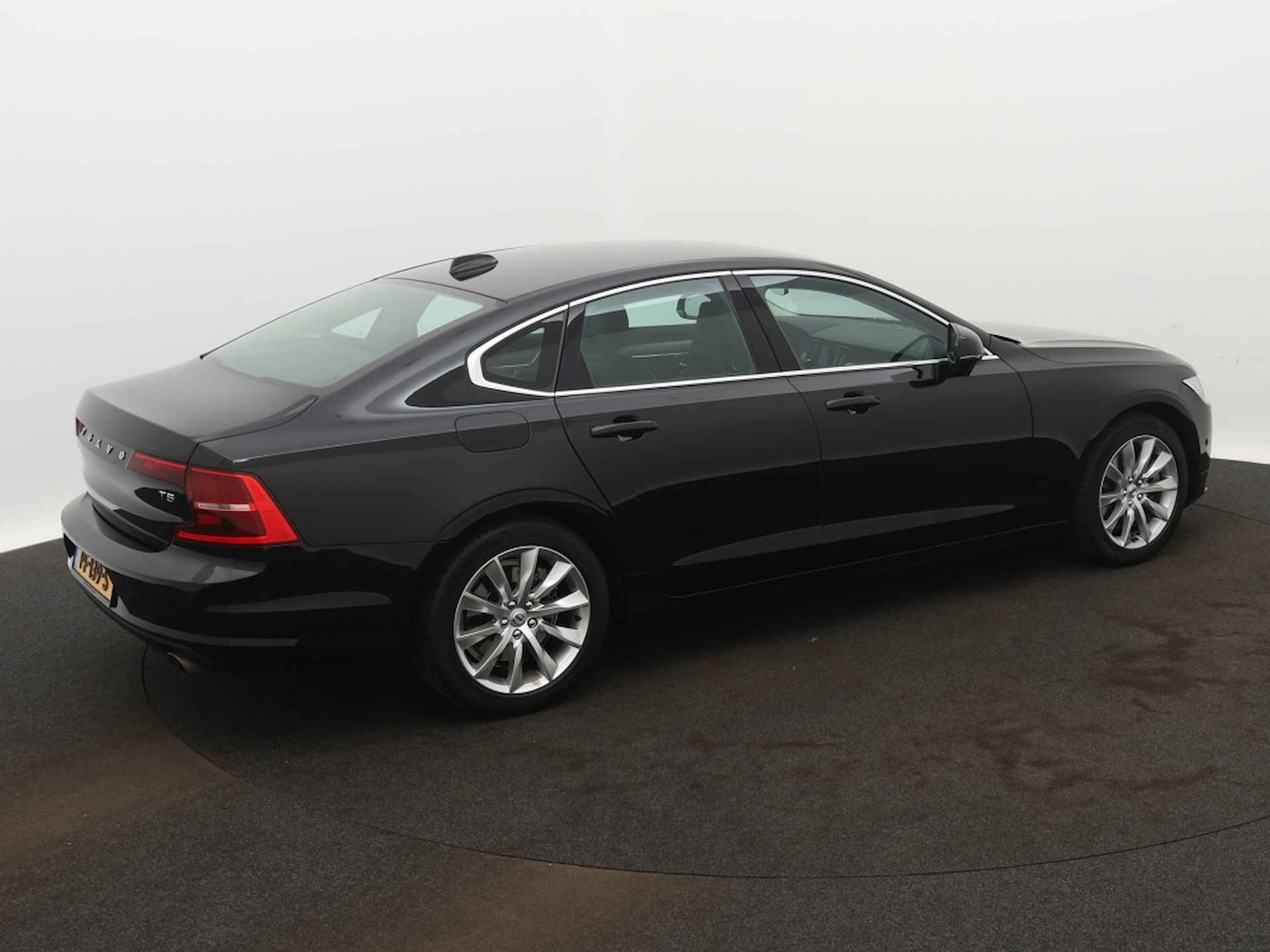 Volvo S90 2.0 T5 Momentum - 11/40