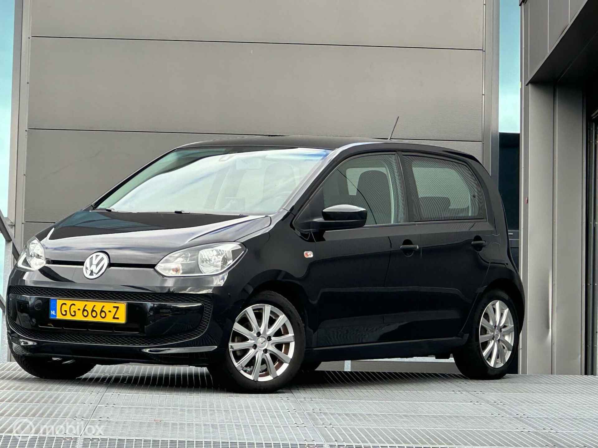 Volkswagen Up AUTOMAAT 1.0 move up! BlueMotion - 5/16