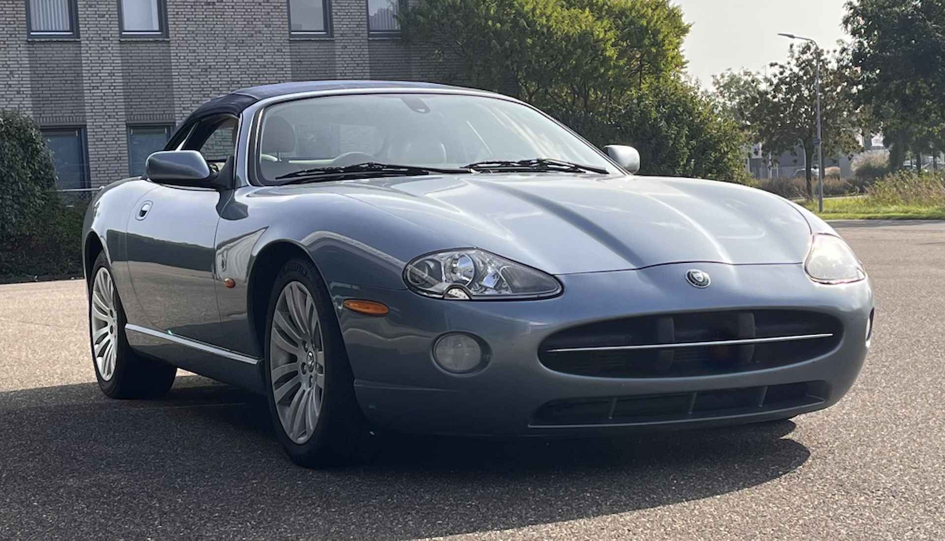 Jaguar XK8 4.0 V8 Cabriolet - 13/63