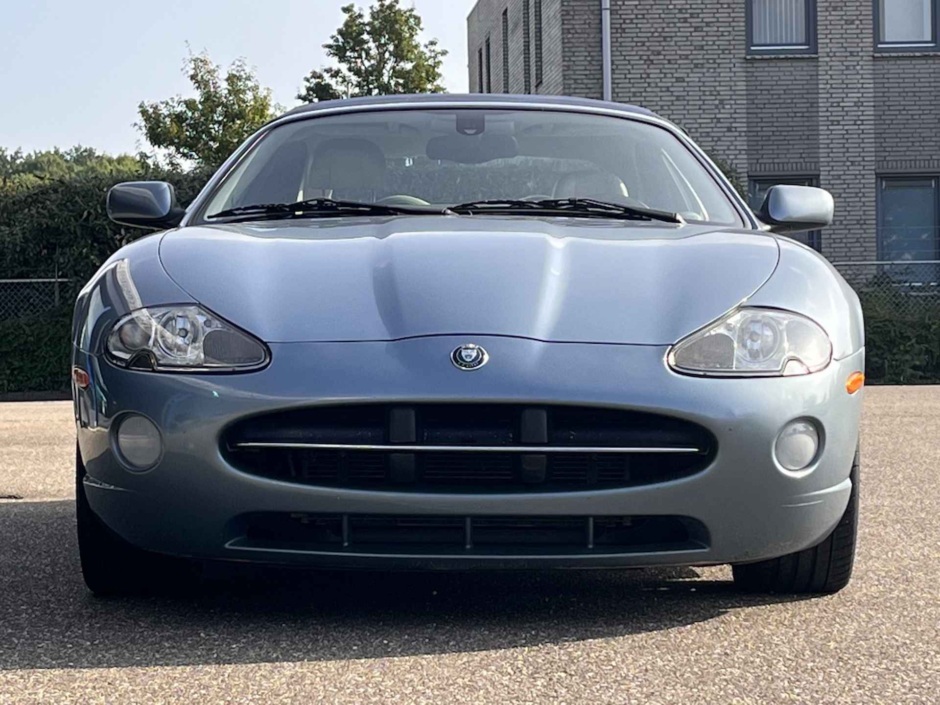 Jaguar XK8 4.0 V8 Cabriolet - 15/63