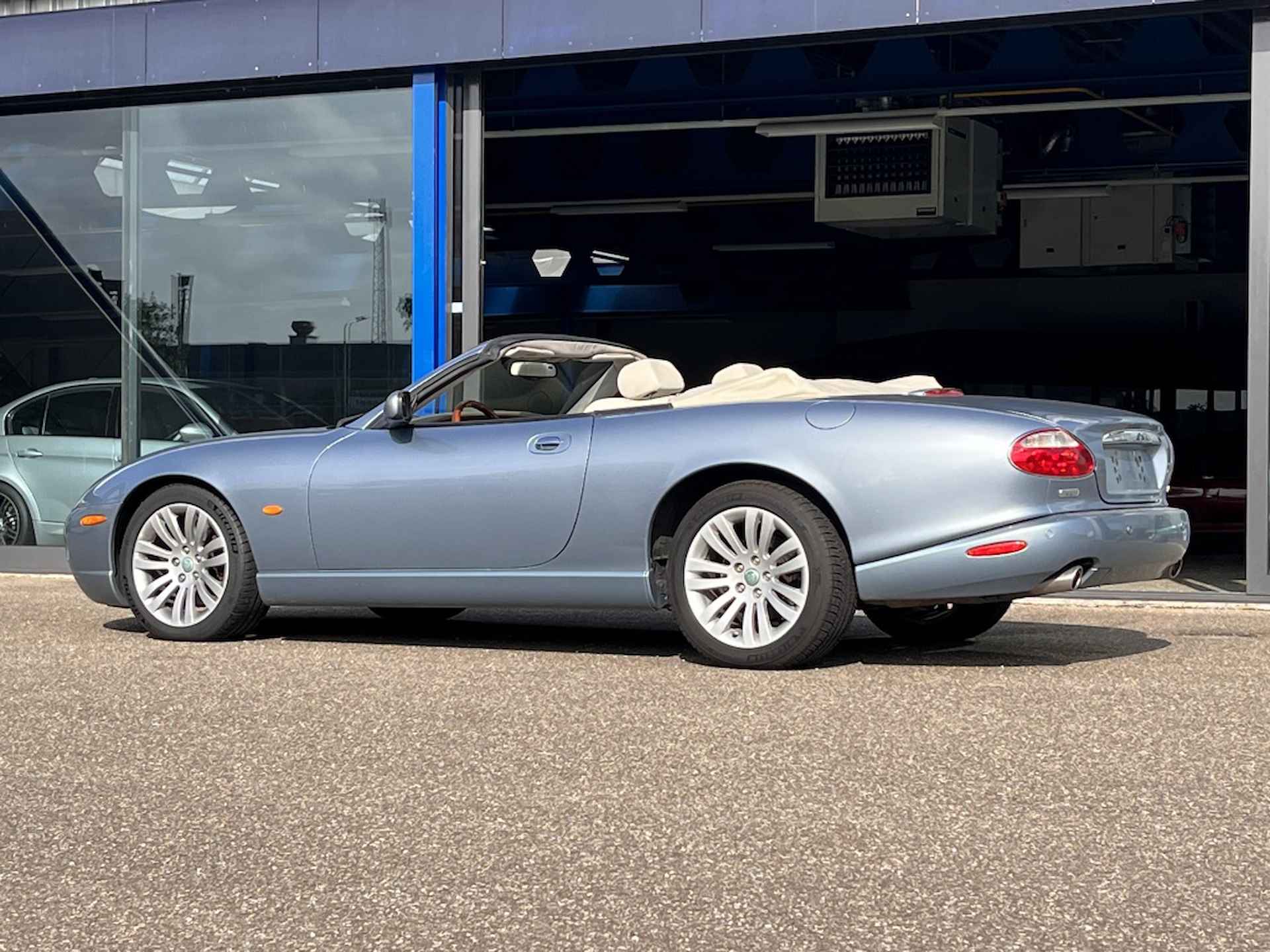 Jaguar XK8 4.0 V8 Cabriolet - 51/63