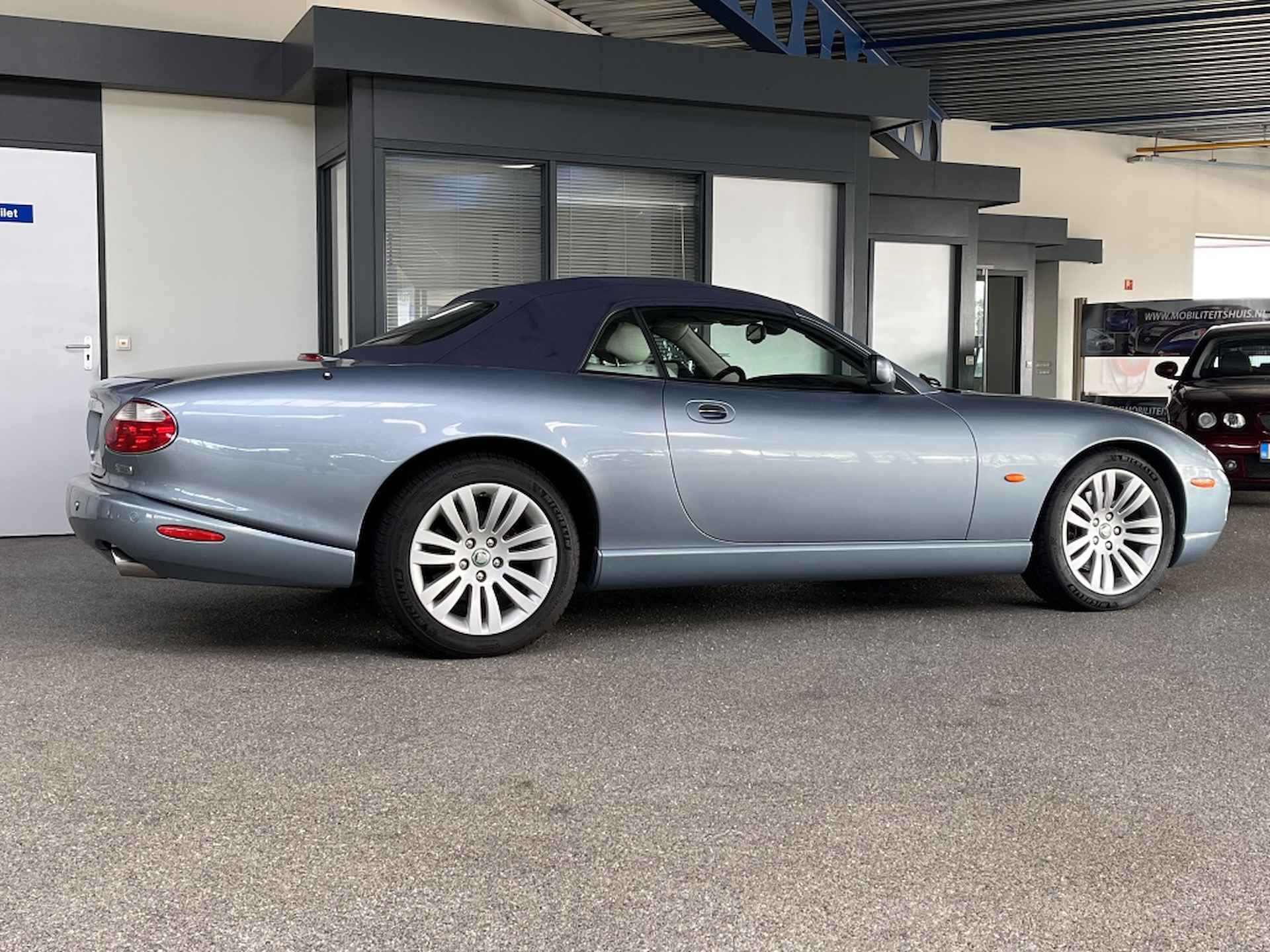 Jaguar XK8 4.0 V8 Cabriolet - 57/63