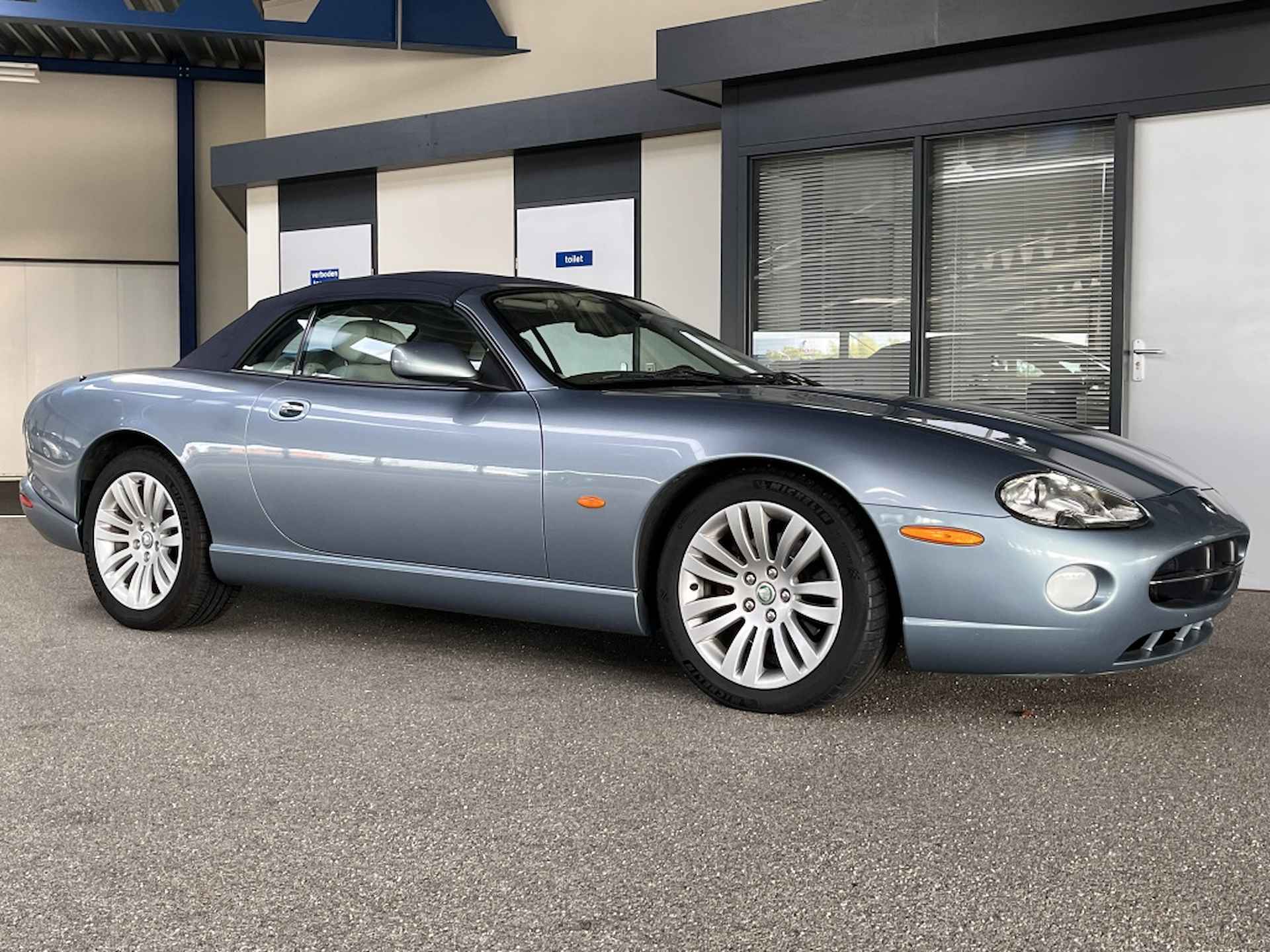 Jaguar XK8 4.0 V8 Cabriolet - 59/63