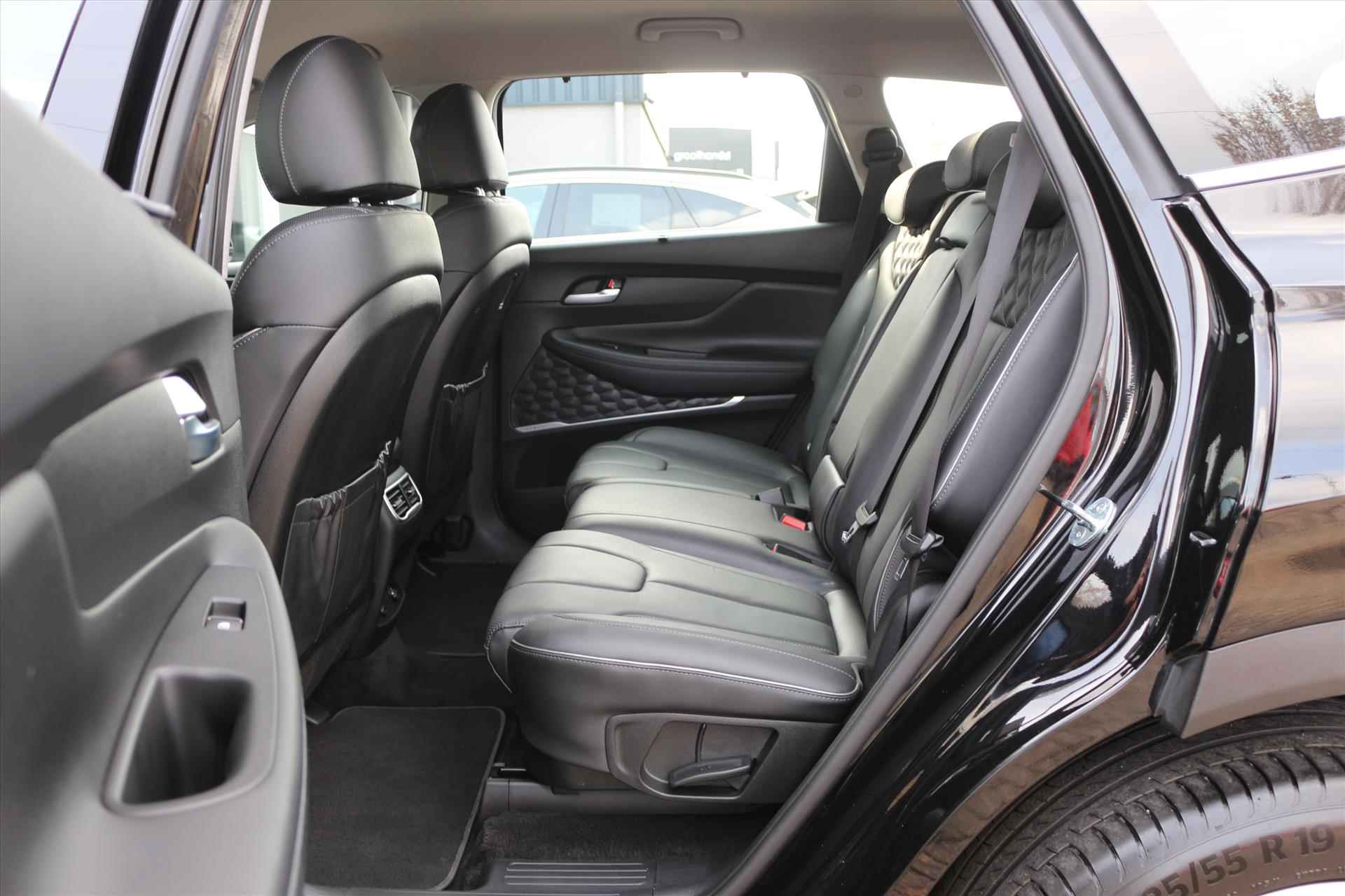 Hyundai Santa Fe 1.6 T-GDi PHEV 265pk Aut. (7-zitter) Comfort Smart RIJKLAAR - 6/33