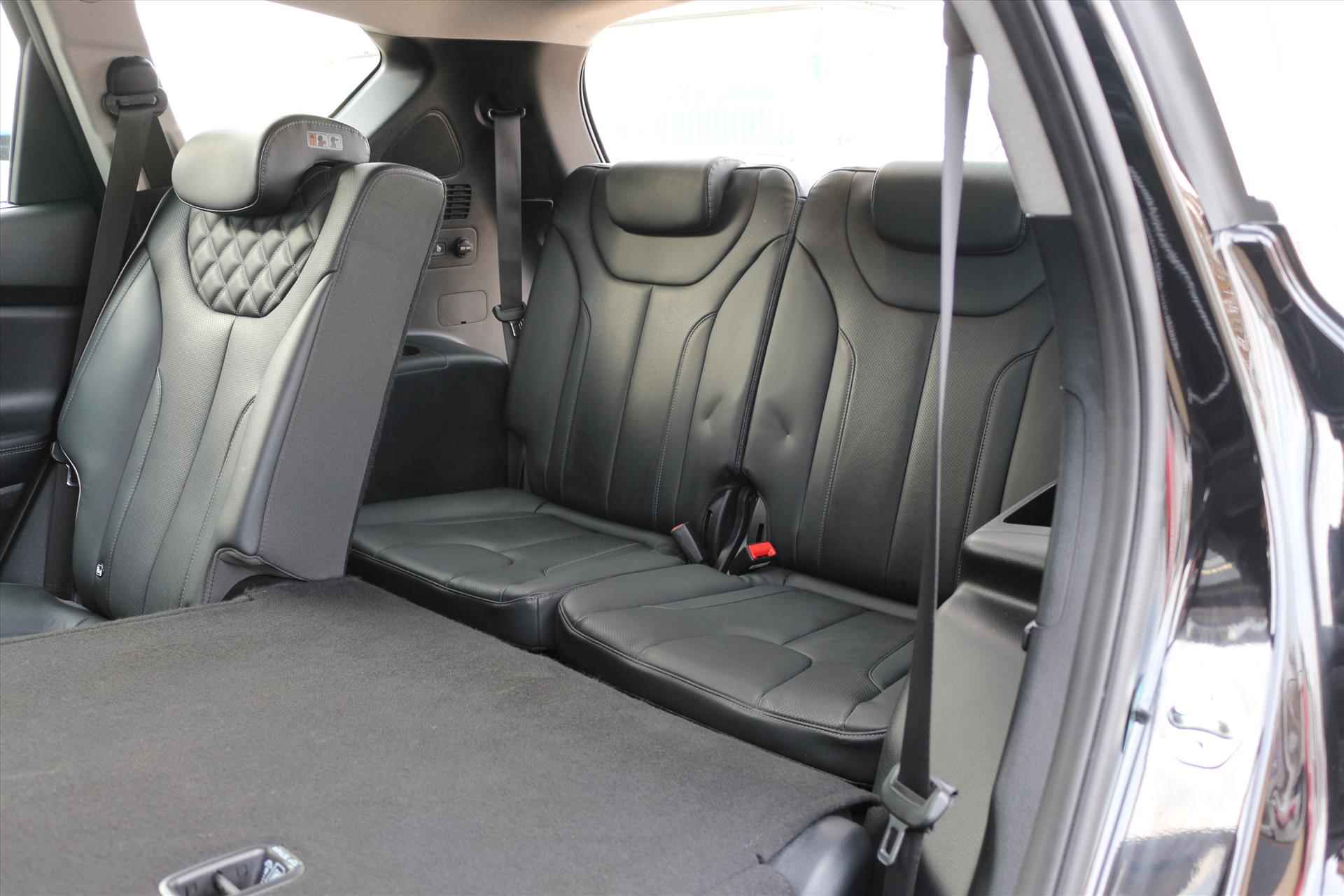 Hyundai Santa Fe 1.6 T-GDi PHEV 265pk Aut. (7-zitter) Comfort Smart RIJKLAAR - 7/33