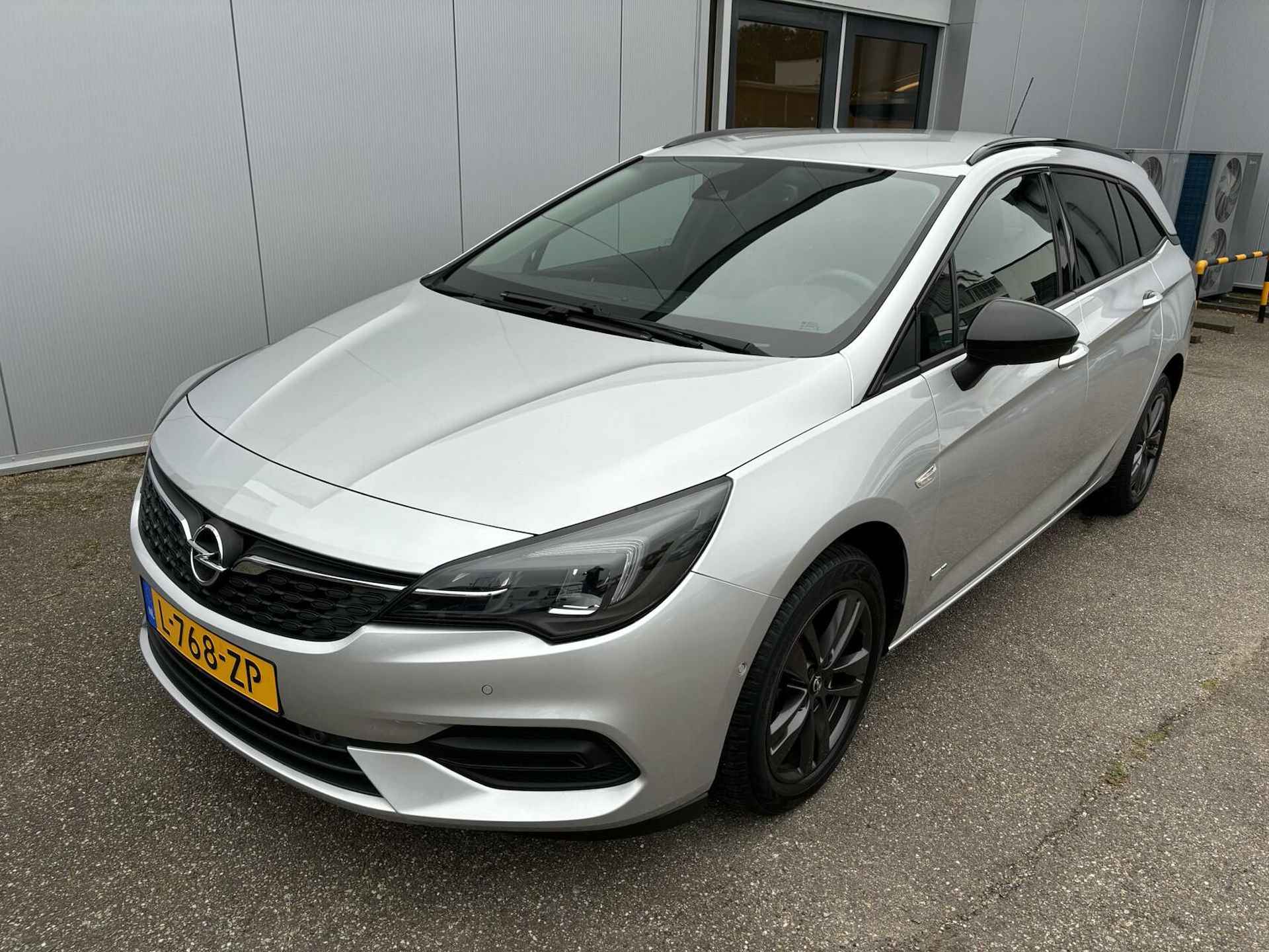 Opel Astra Sports Tourer 1.2 Design & Tech 130PK | Carplay | Camera | LM-Velgen - 3/39