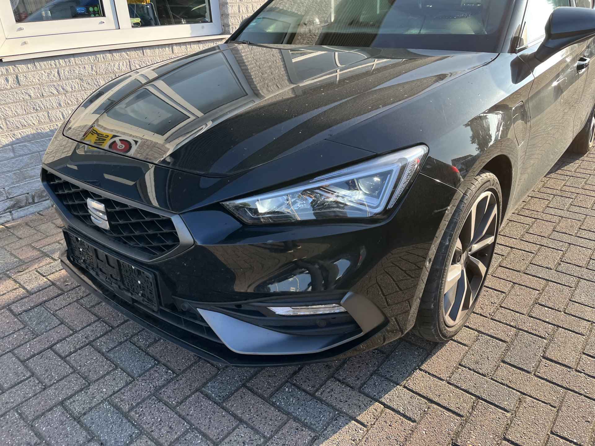 SEAT Leon 1.4 TSI eHybrid PHEV FR / AUTOMAAT/ PANO/ CAMERA/ PARK. SENSOREN/ MATRIX/ DODE HOEK/ STUUR VERWARM./ ADAPT. CRUISE/ APP CONNECT/ NAVI/ CLIMA/ DAB/ - 26/28