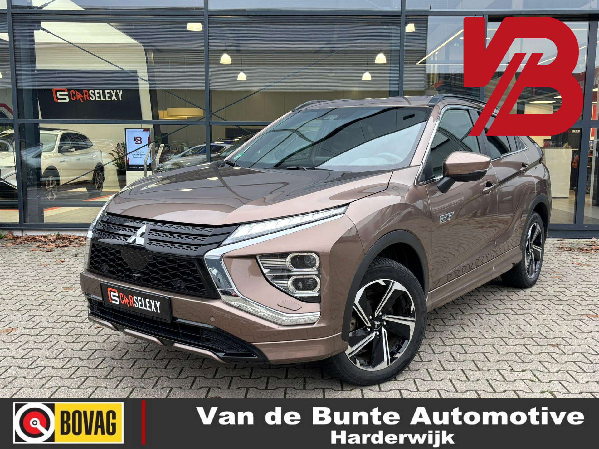 Mitsubishi Eclipse Cross 2.4 PHEV Intense+ *1500kg trekgewicht!*