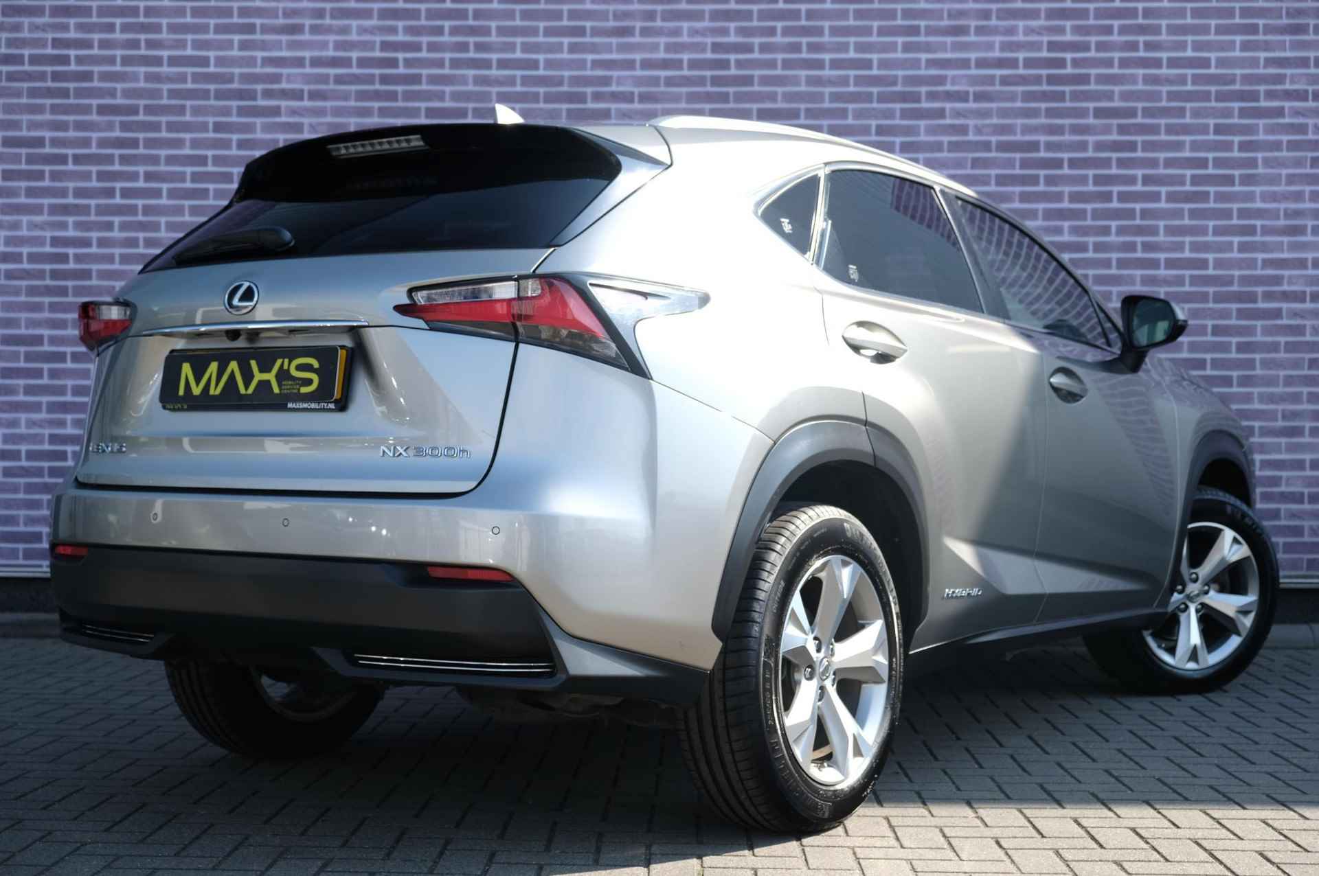 Lexus NX 300h AWD President Line | Achteruitrijcamera | Cruise Control | DAB | Navi | Memory stoelen | Stoelverwarming / verkoeling - 6/45