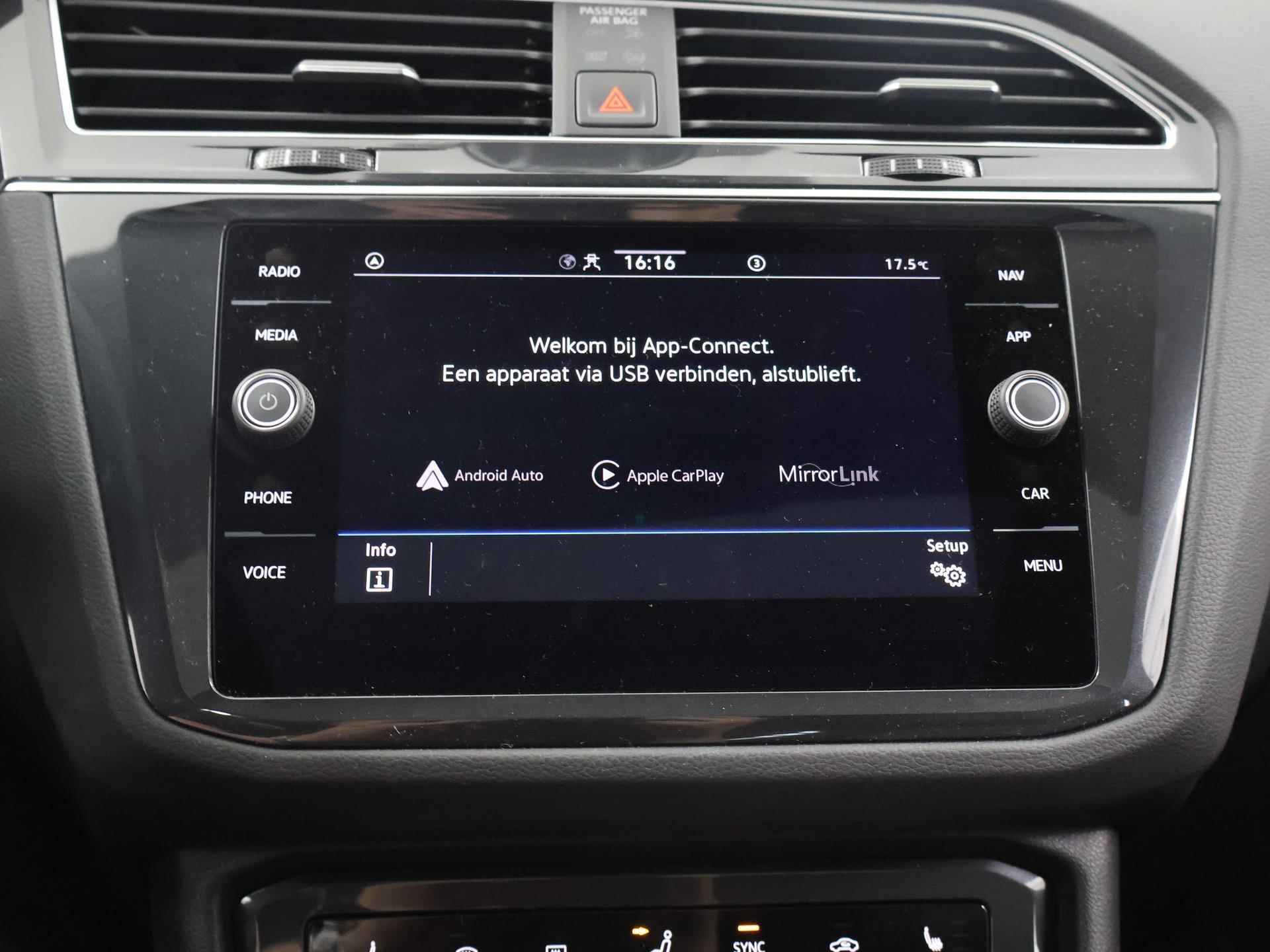 Volkswagen Tiguan 1.4 TSI eHybrid R-Line Business+ | Panoramadak | Adaptieve Cruise Control | Stoelverwarming | Apple carplay | Achteruitrijcamera - 19/43
