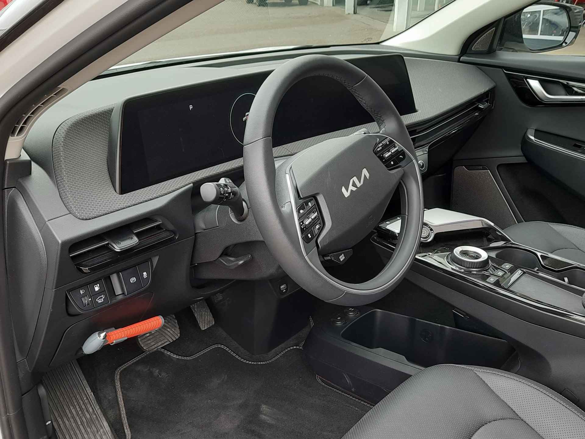 Kia EV6 Plus Advanced 77.4 kWh | Schuif-/kanteldak | Navi | Clima | Adapt. Cruise | Carplay | 20'' LM | Stoelverwarming en Verkoeling - 5/28