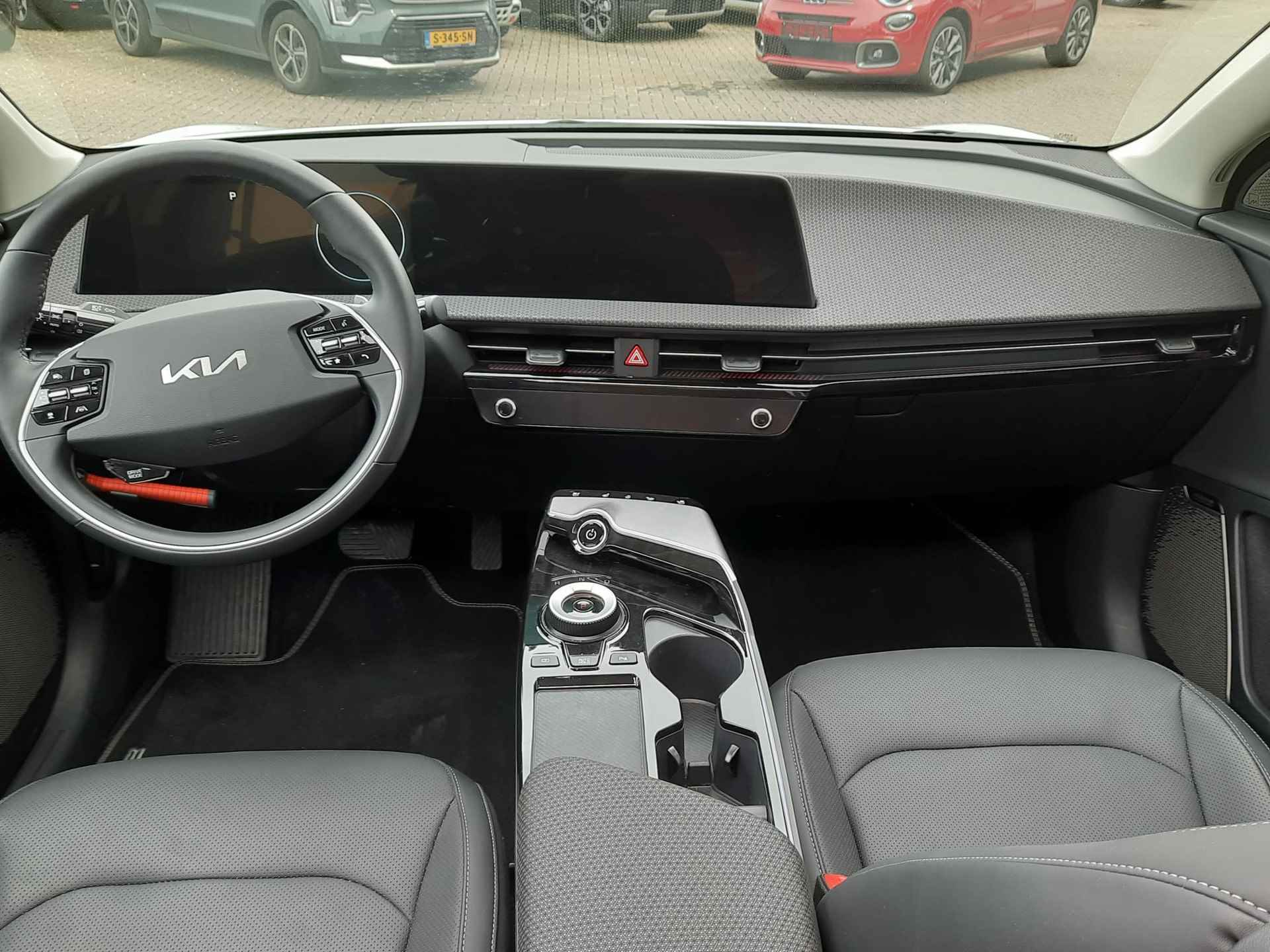 Kia EV6 Plus Advanced 77.4 kWh | Schuif-/kanteldak | Navi | Clima | Adapt. Cruise | Carplay | 20'' LM | Stoelverwarming en Verkoeling - 10/28