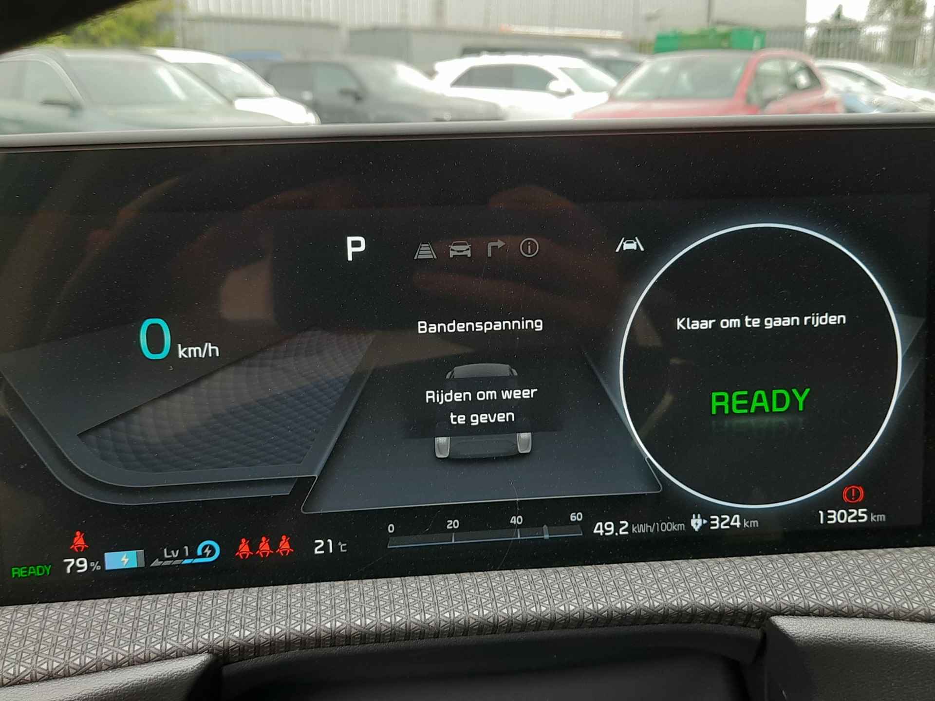 Kia EV6 Plus Advanced 77.4 kWh | Schuif-/kanteldak | Navi | Clima | Adapt. Cruise | Carplay | 20'' LM | Stoelverwarming en Verkoeling - 13/28