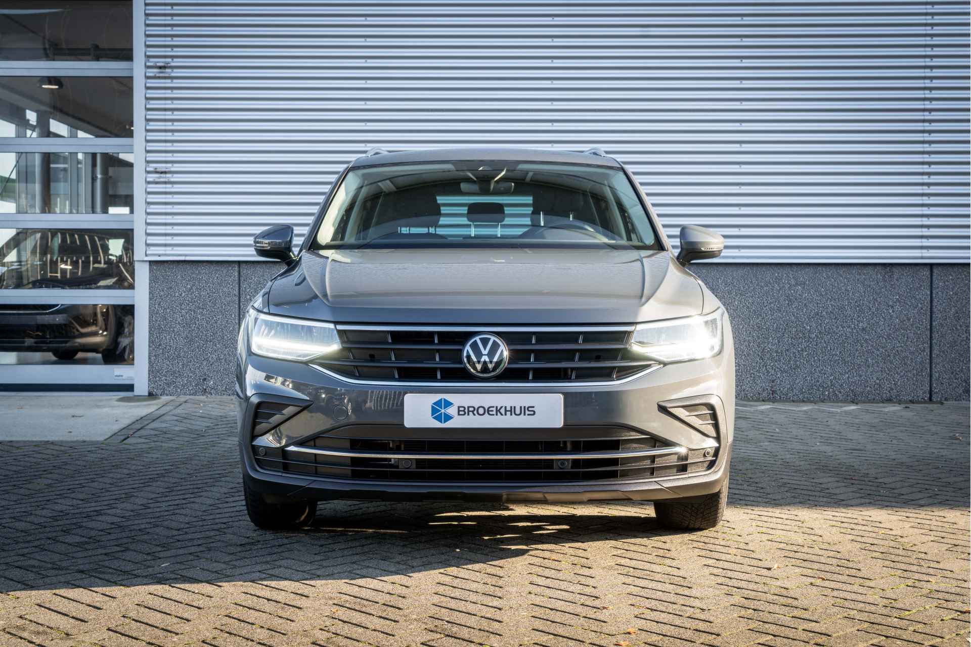 Volkswagen Tiguan Life Business 1.5TSI 130 pk SUV | Camera| Winterpakket | Trekhaak| Nederlandse auto| - 3/44