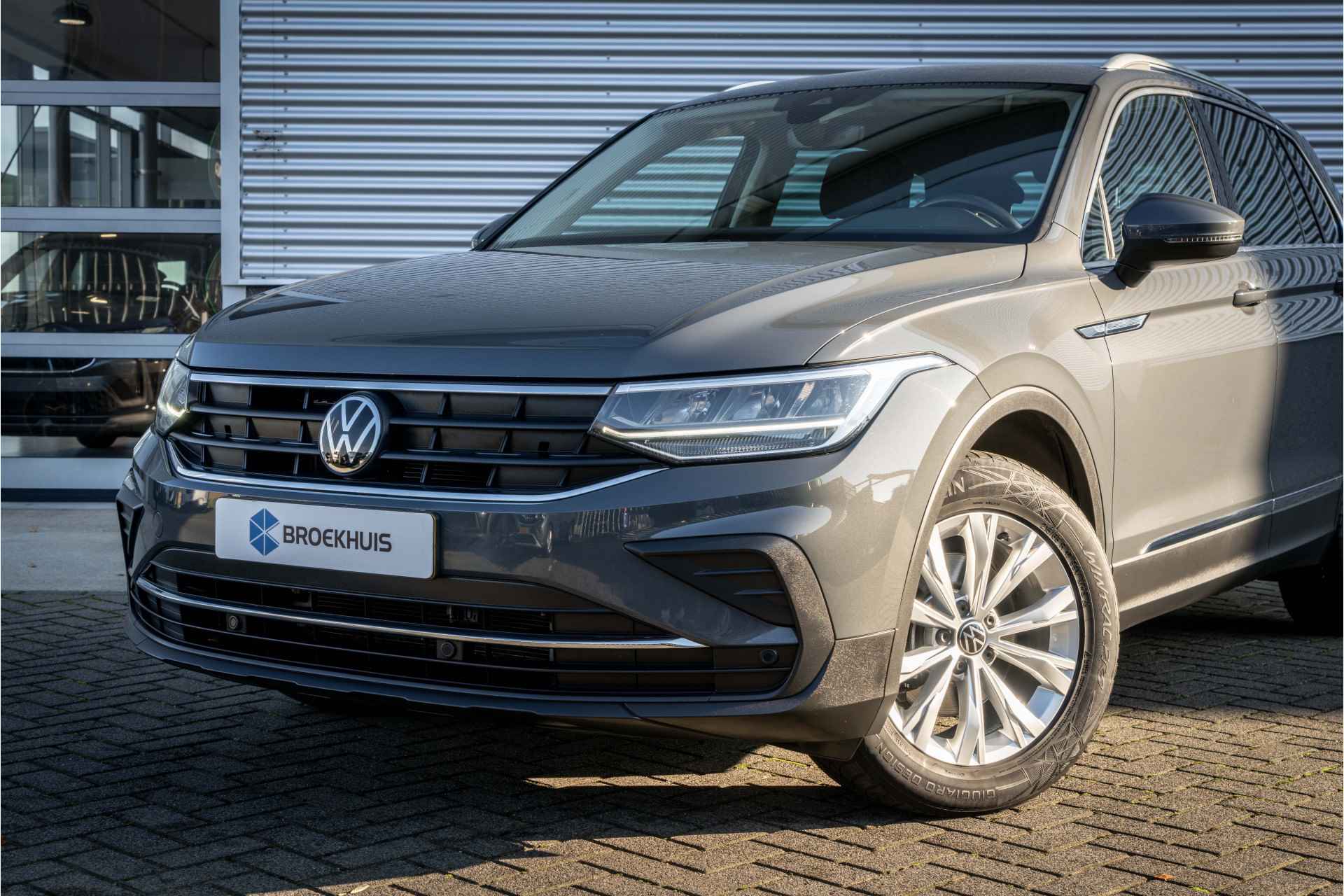 Volkswagen Tiguan Life Business 1.5TSI 130 pk SUV | Camera| Winterpakket | Trekhaak| Nederlandse auto| - 8/44