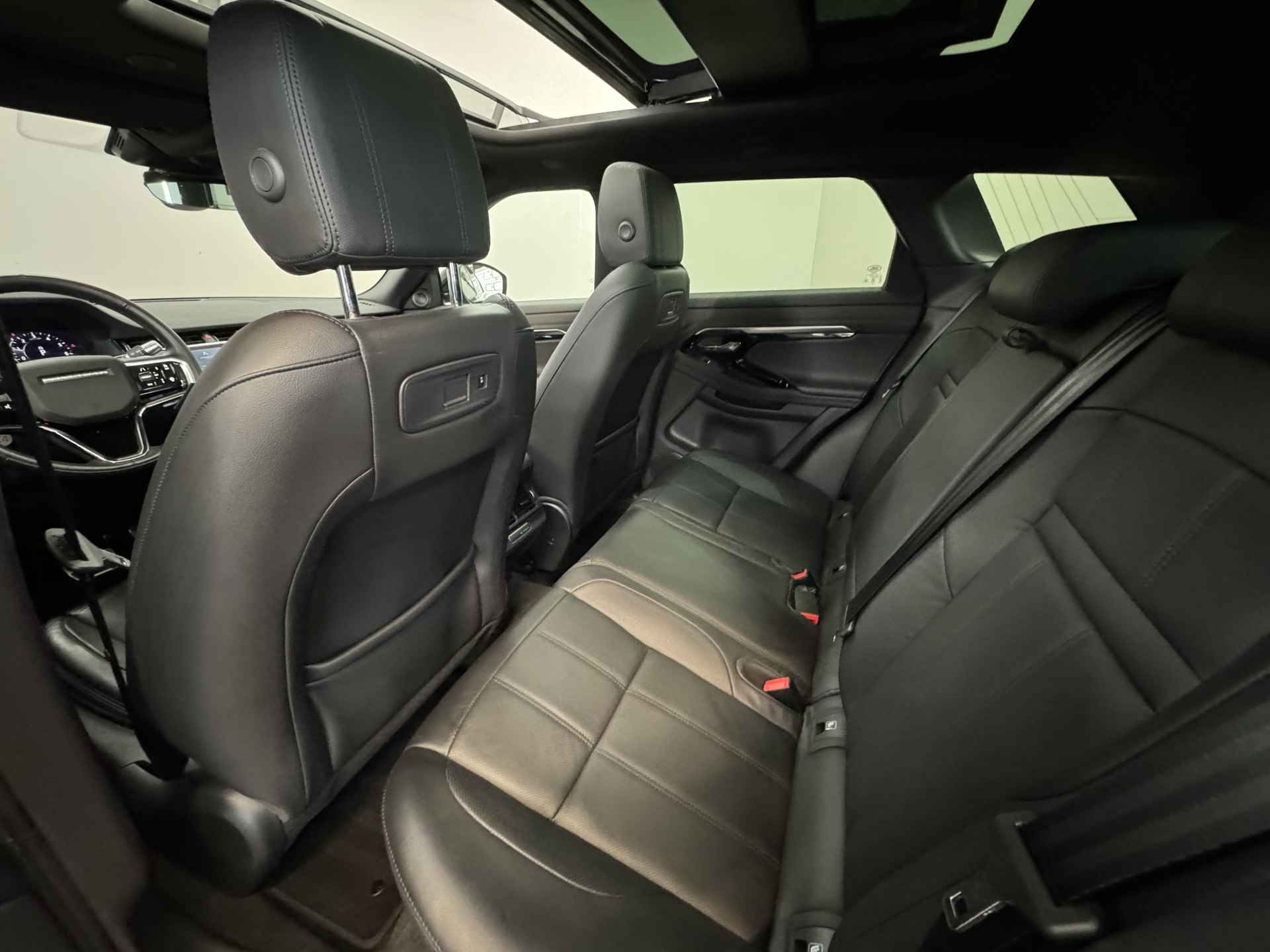 Land Rover Range Rover Evoque 1.5 P300e AWD R-Dynamic SE✅Panoramadak✅360 Camera✅Adaptive Cruise Control✅Virtual Cockpit✅Stuurverwarming✅ - 45/100
