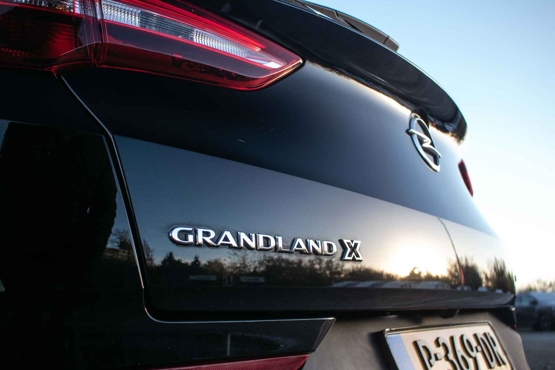 Opel Grandland X 1.6 Turbo Hybrid Innovation PHEV - All-in rijklaarprijs | Afn. trekhaak | Stoelverw. | Cam | Nav - 36/43