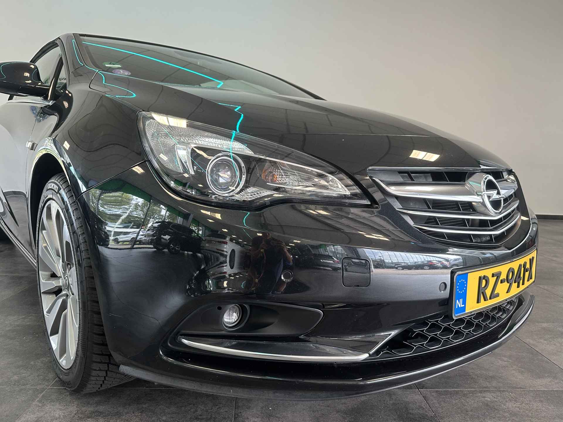 Opel Cascada 1.4 Turbo ecoFLEX Cosmo Leder Navigatie 19'lmv - 4/21