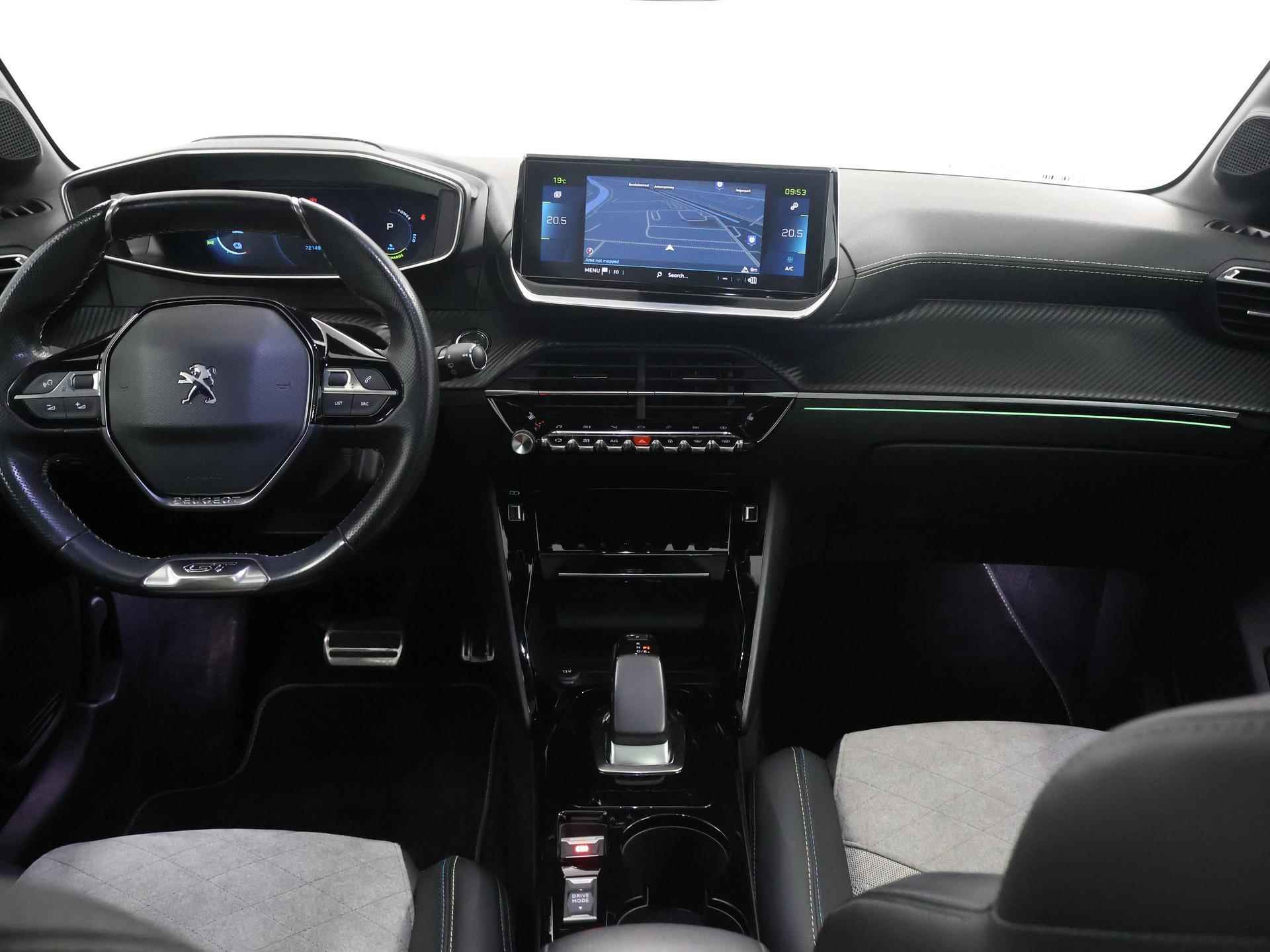 Peugeot e-208 EV GT 350 50 kWh | Navigatie | 3D Dashboard | Sportstoelen | Camera | DAB | Apple CarPlay/ Android Auto | Privacy Glass | Panoramadak | Stoelverwarming | Dodehoekdetectie | 3-Fase | Warmtepomp | - 9/42