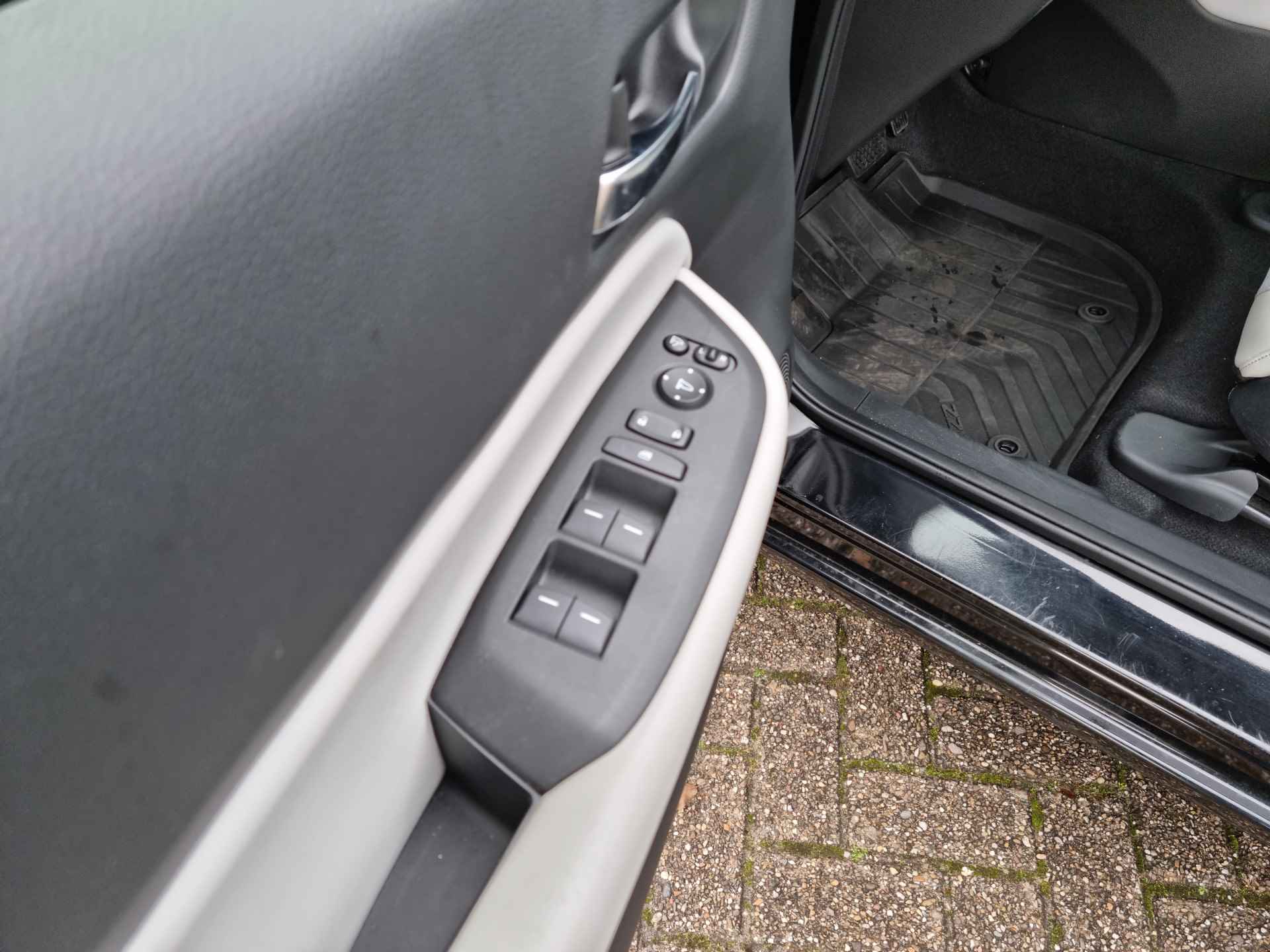 Honda Jazz 1.5 e:HEV Executive Navigatie, Parkeersensoren V+A, Apple/Android , All-in Rijklaarprijs - 10/21