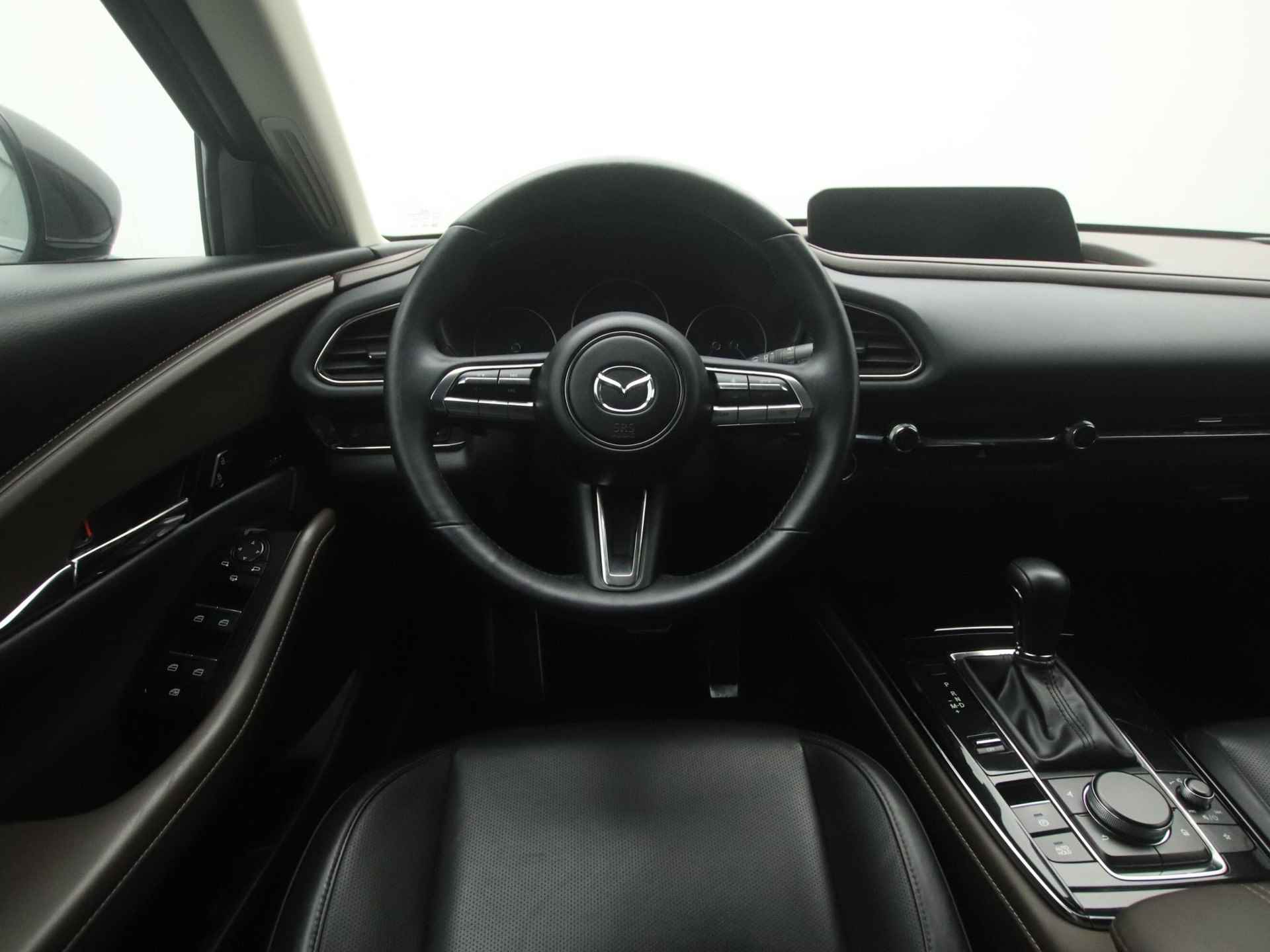 Mazda CX-30 2.0 e-SkyActiv-X Luxury automaat met aero pack en all-weather banden : dealer onderhouden (GERESERVEERD) - 23/48